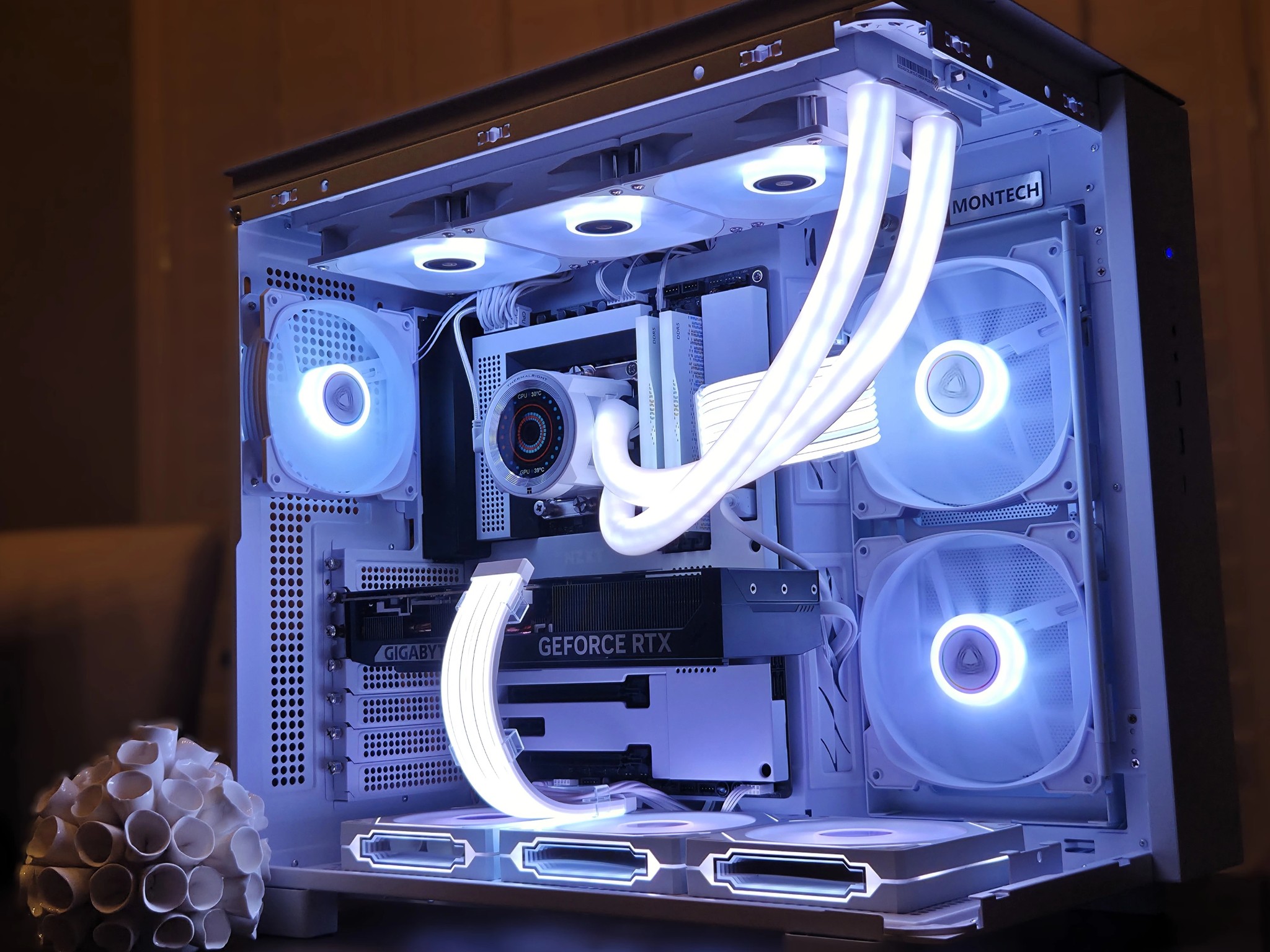 🐑 The Black Sheep 🐑 Intel i5 14600KF | RTX 5070 | 32GB DDR5 | LCD AIO | 2TB NVMe 🐑