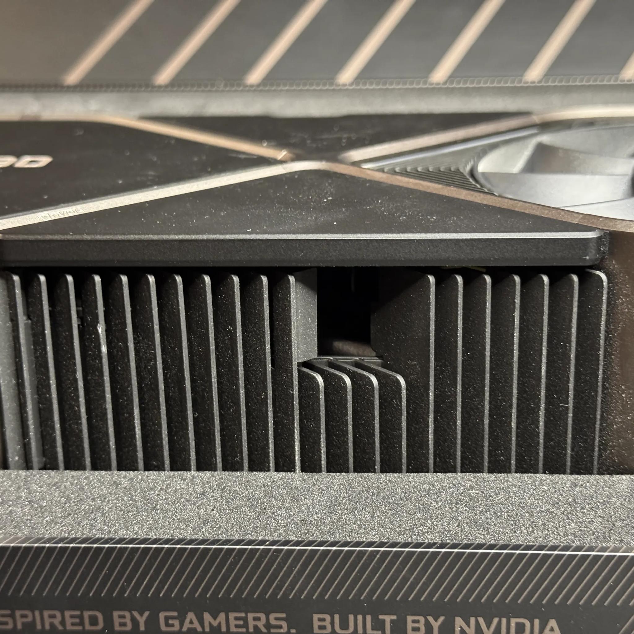 3090 FE mounted EKWB + FE Cooler (unused) + extra WB!