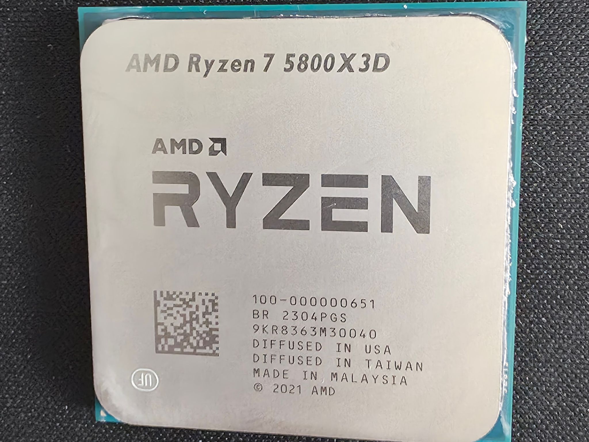 AMD Ryzen 7 5800X3D