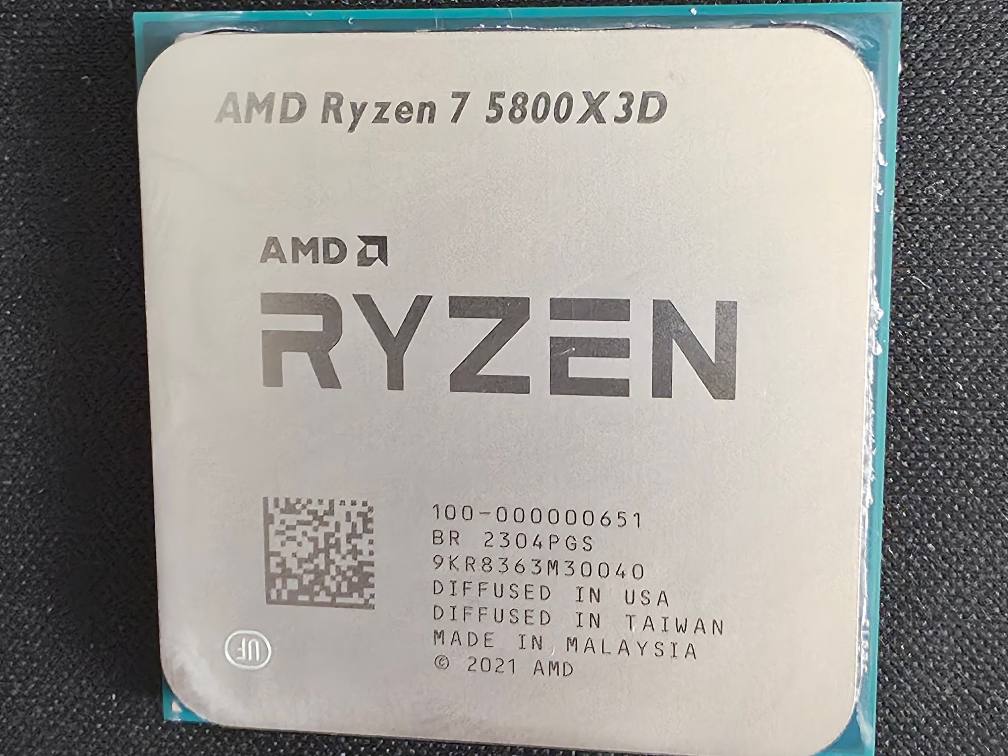 AMD Ryzen 7 5800X3D