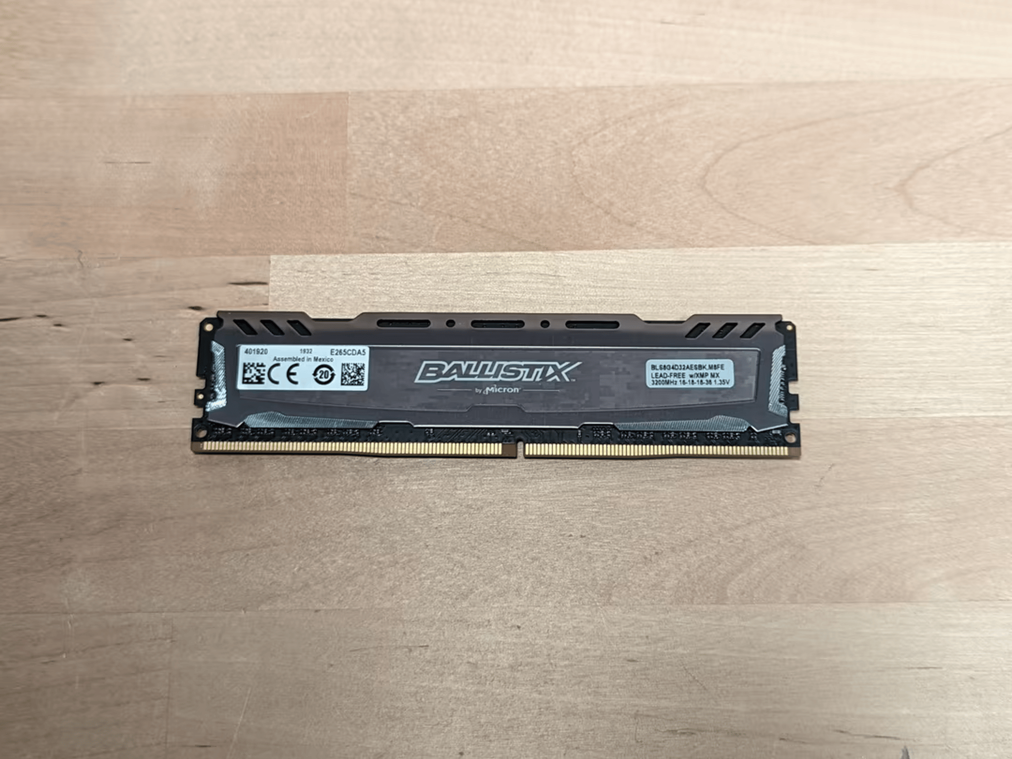 Crucial Ballistix 1 x 8GB DDR4 3200 MHz Memory