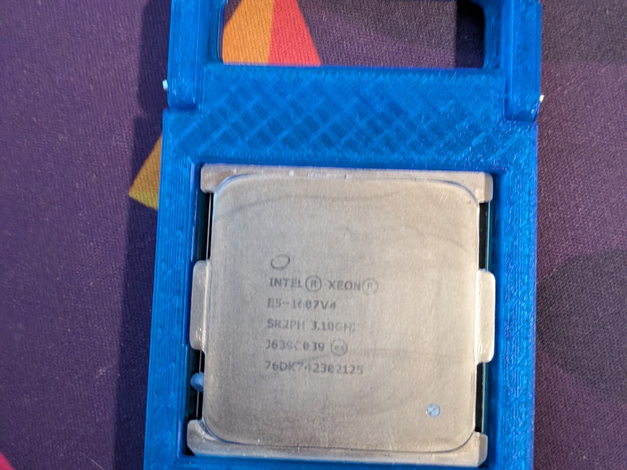 Intel XEON E5-1607 V4 SR2PH 3.10ghz 4 Cores 4 Threads 10MB Cache with CPU Holder