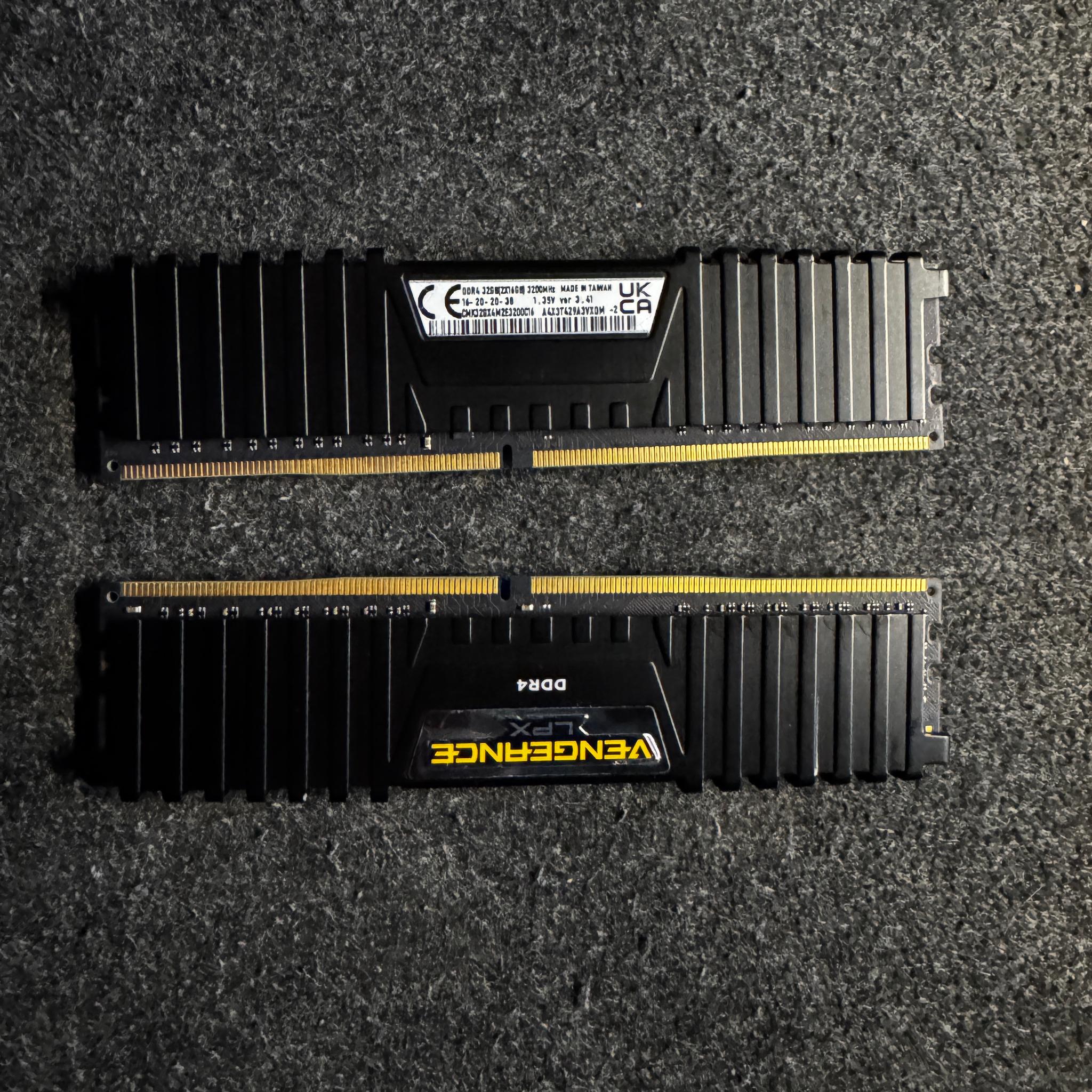 Corsair Vengeance LPX DDR4 RAM kit - 32gb (2x16) 3200mHz - USED/GREAT