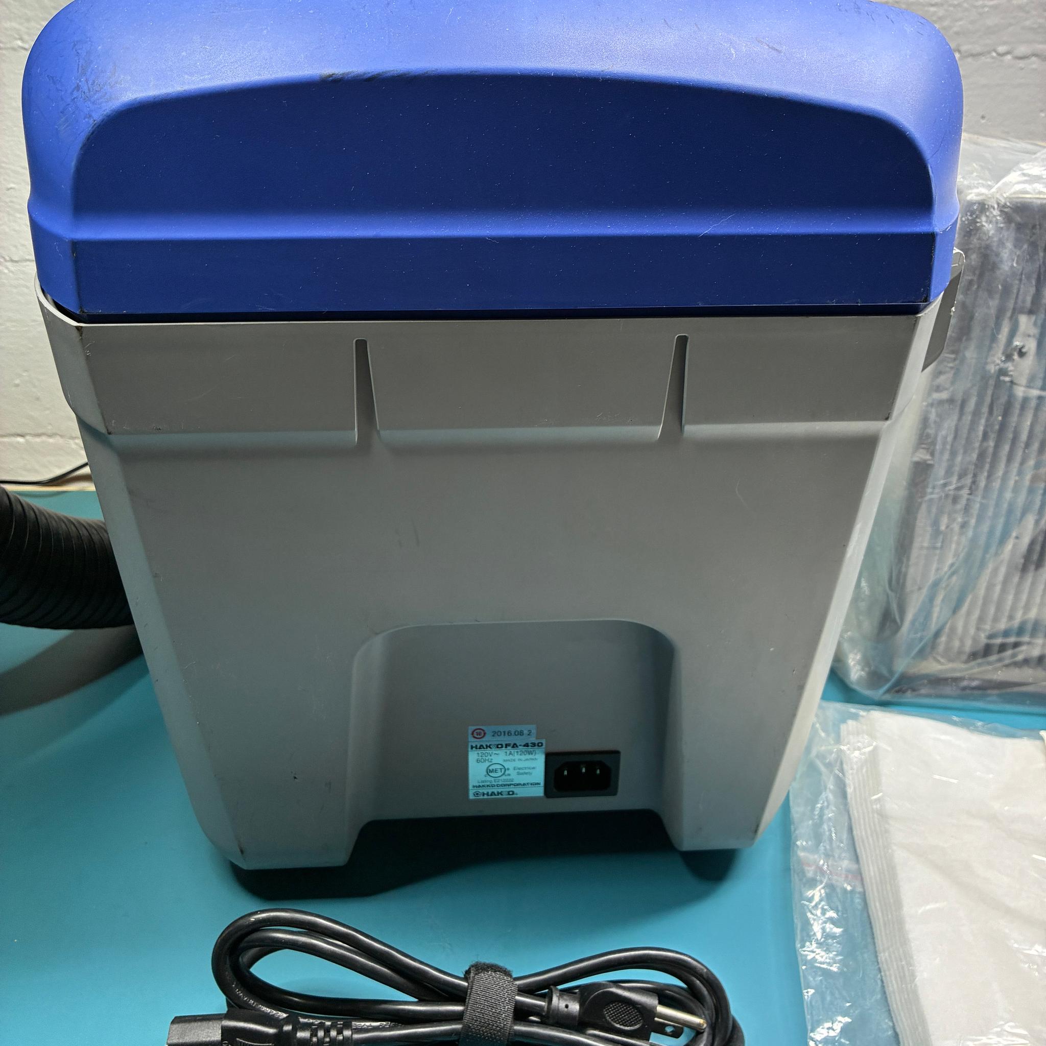 Hakko FA430 Fume Extractor + Duct Kit & Spare Filters (Electronics Lab Equipment)