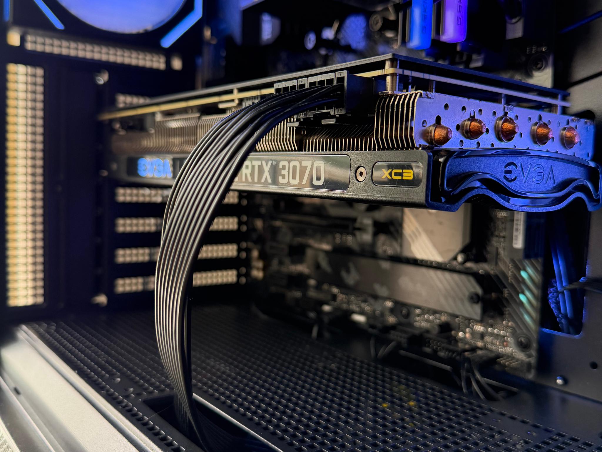 🔥 Ryzen 5 5500 | EVGA RTX 3070 XC3 | ASUS TUF WiFi | 16GB DDR4 | 512GB NVMe | RGB | Ready to Game