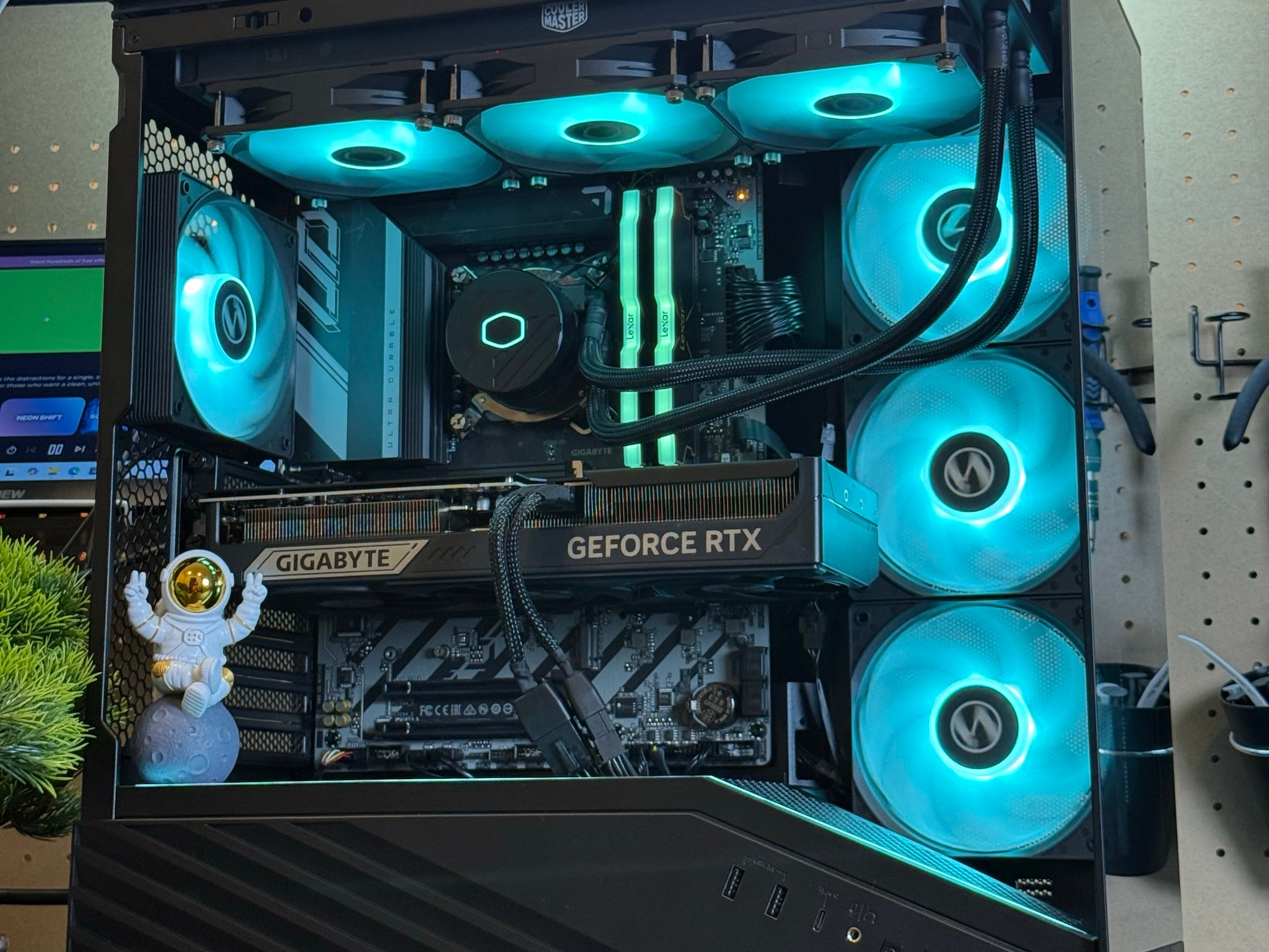 4K Gaming PC | RTX 5070 Ti | Intel Ultra 7 265KF | 32GB DDR5 RAM | 2TB | Windows 11