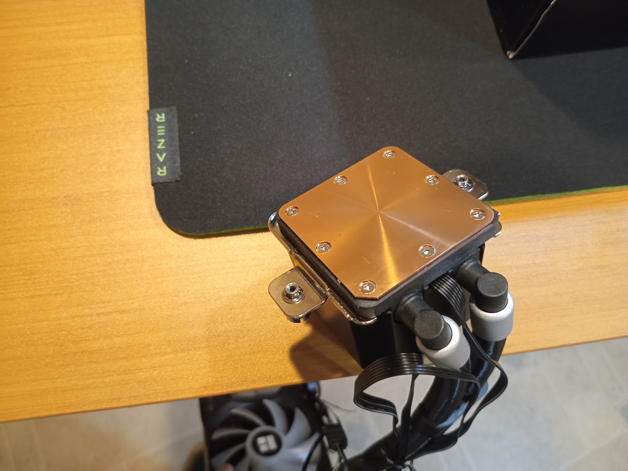Thermalright Aqua Elite 240 V3 - ARGB