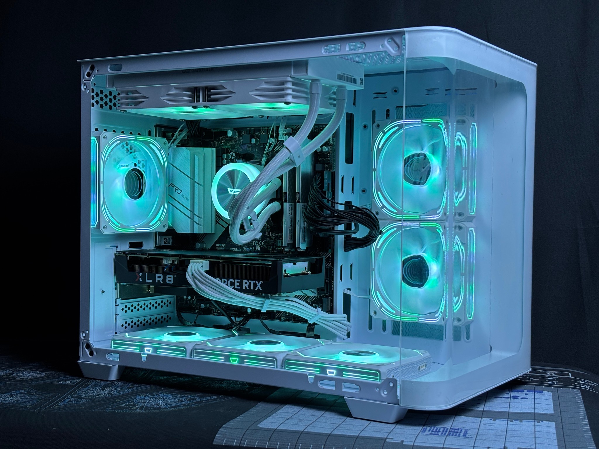 💚Winter Green💚RTX 4060 Ti| Ryzen 5 5600X | 32gb DDR4 | 1 TB M.2