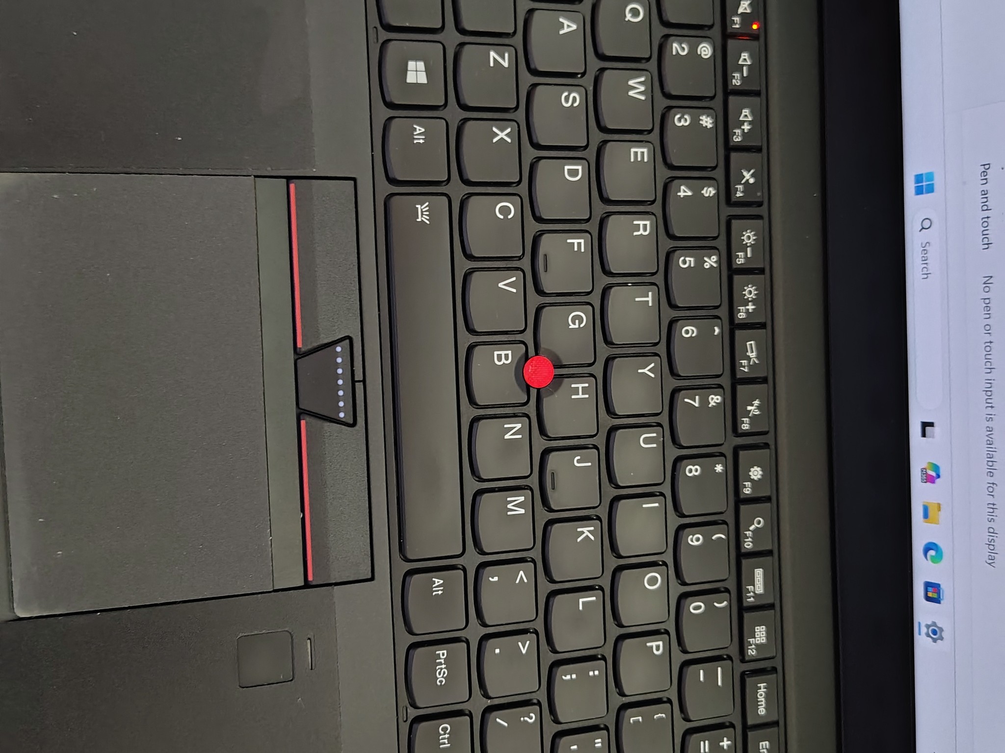 Lenovo T460s running Windows 11