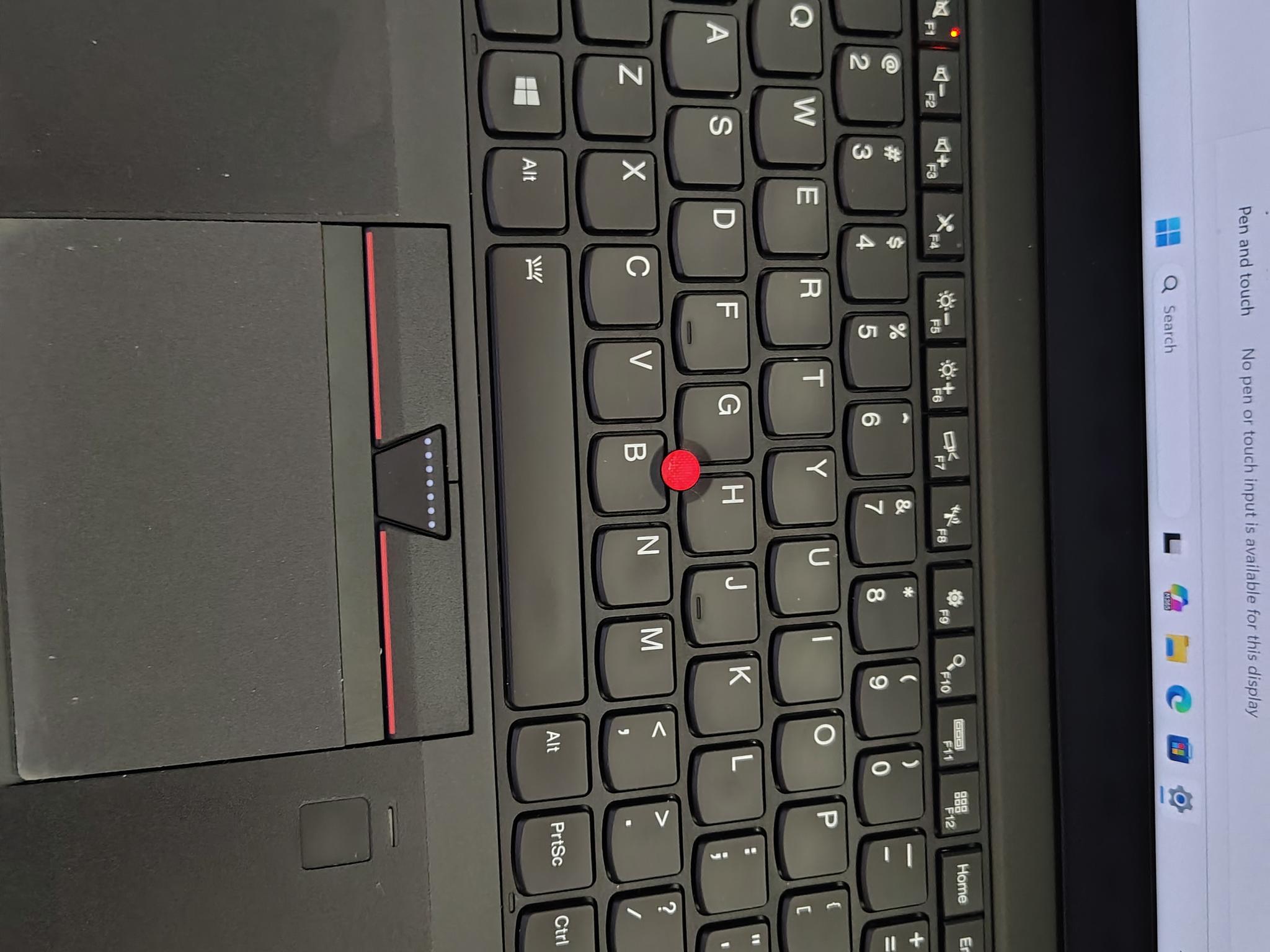 Lenovo T460s running Windows 11