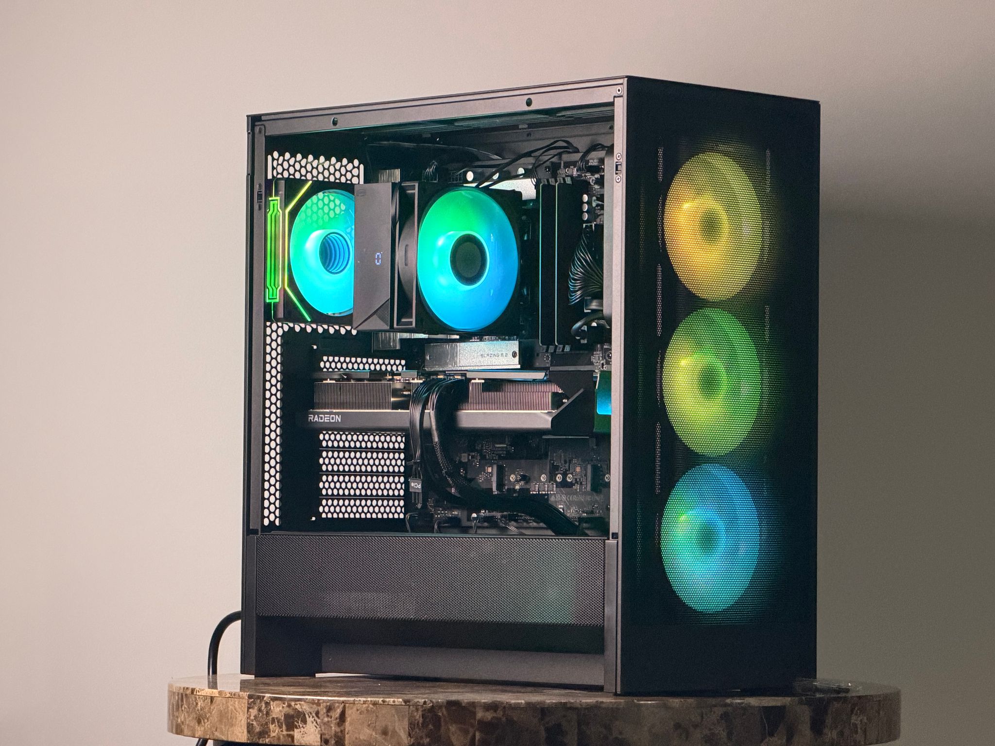 FREE SHIP 🖤🌈 BLK RGB Gaming PC | RX 9070 XT | Core 5 Ultra 250K Plus | 1 TB NVME | 32 GB DDR5 🌈🖤