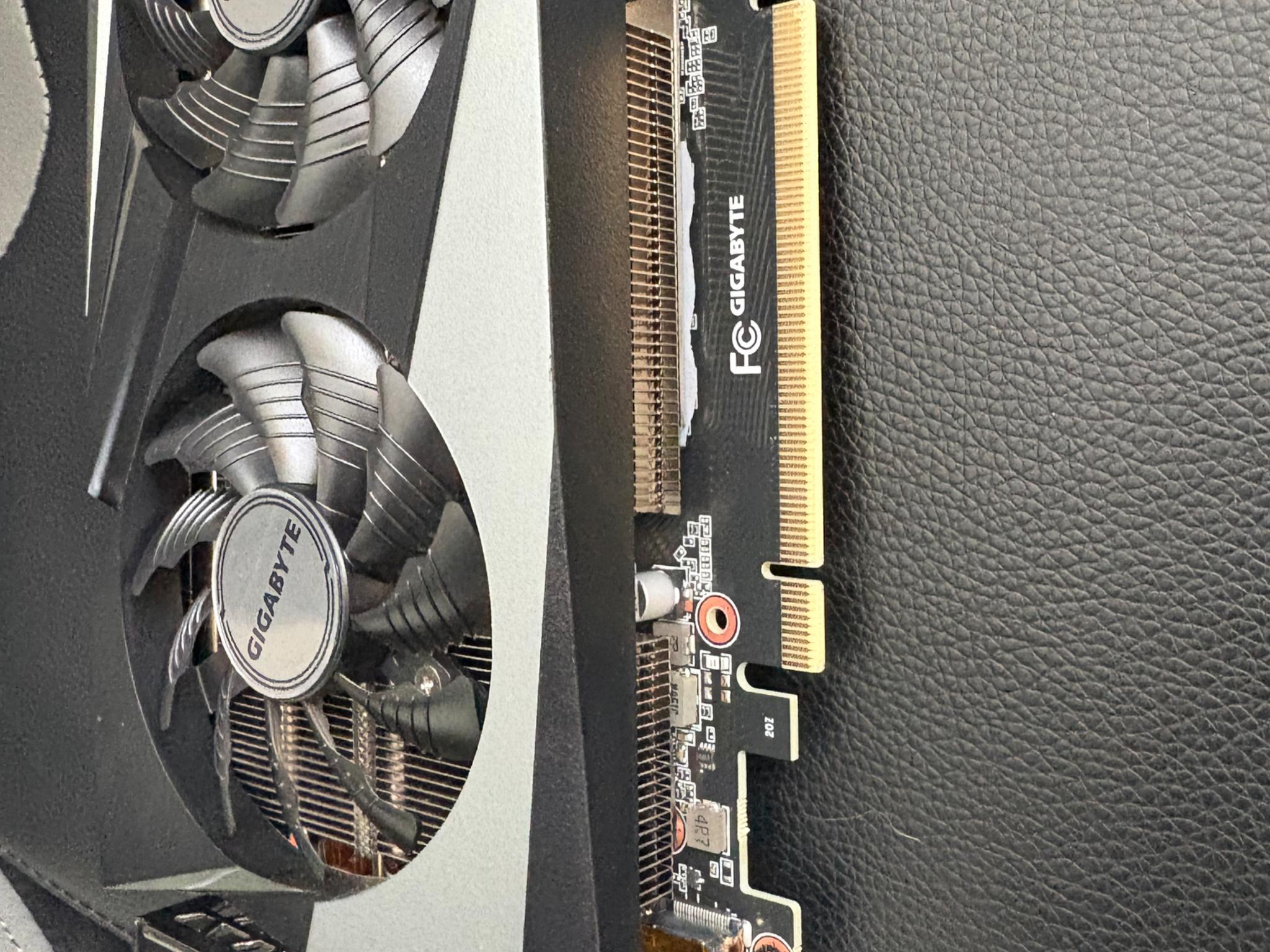 Gigabyte GeForce RTX 3060 Ventus X3 12gb