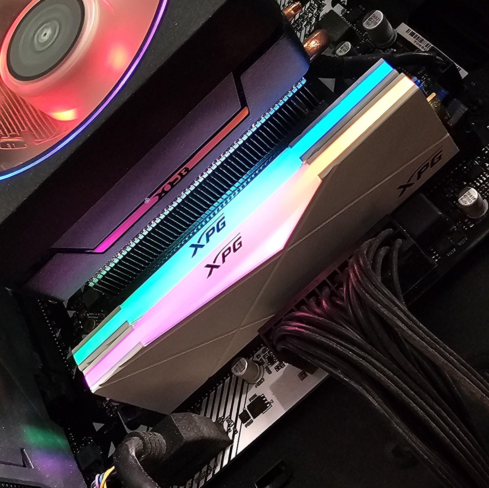 16GB DDR4 (2x8GB) CL16 3200MT/s ADATA XPG