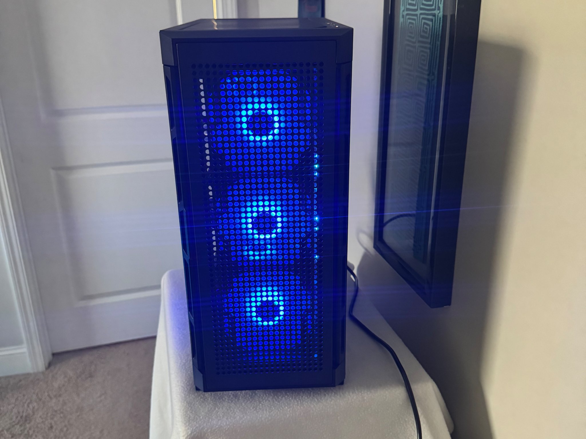 i7 9800x 32 GB RX 6600 8 GB Gaming System