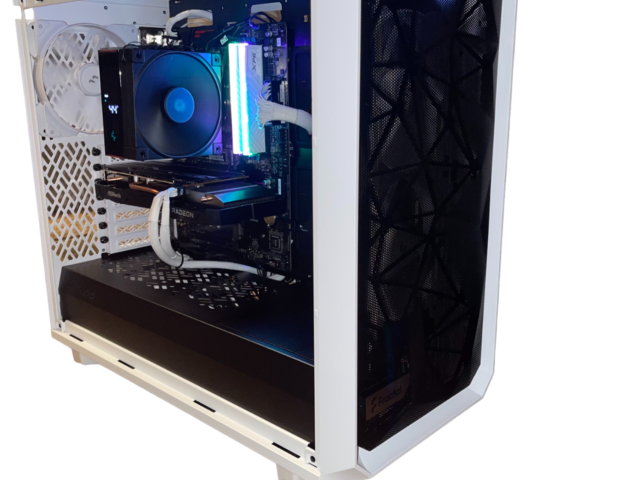 *DISCOUNT* RX 7600, RYZEN 5 3600, AK400 DIGITAL, 16 GB RAM