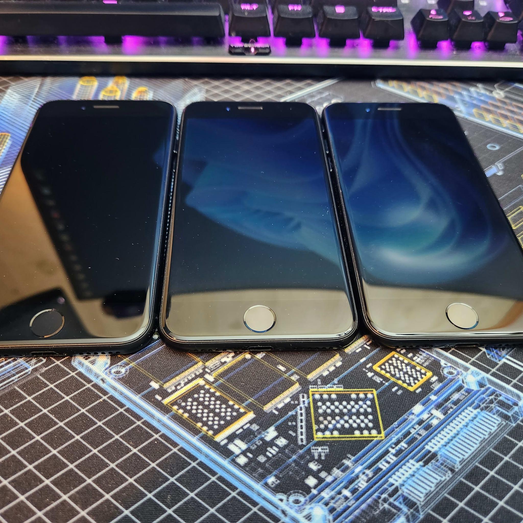 iPhone SE 64GB 2nd Gen