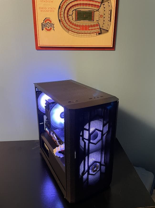 Rgb gaming pc ryzen 5 and RX 580