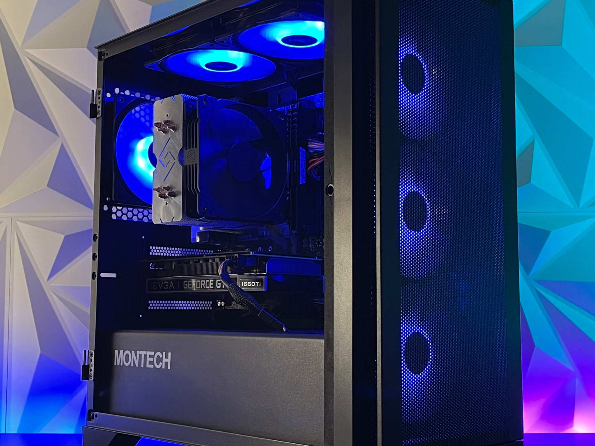 GTX 1660 Ti 6GB, Ryzen 3 2300X, 16GB RAM | Black Gaming Computer/PC