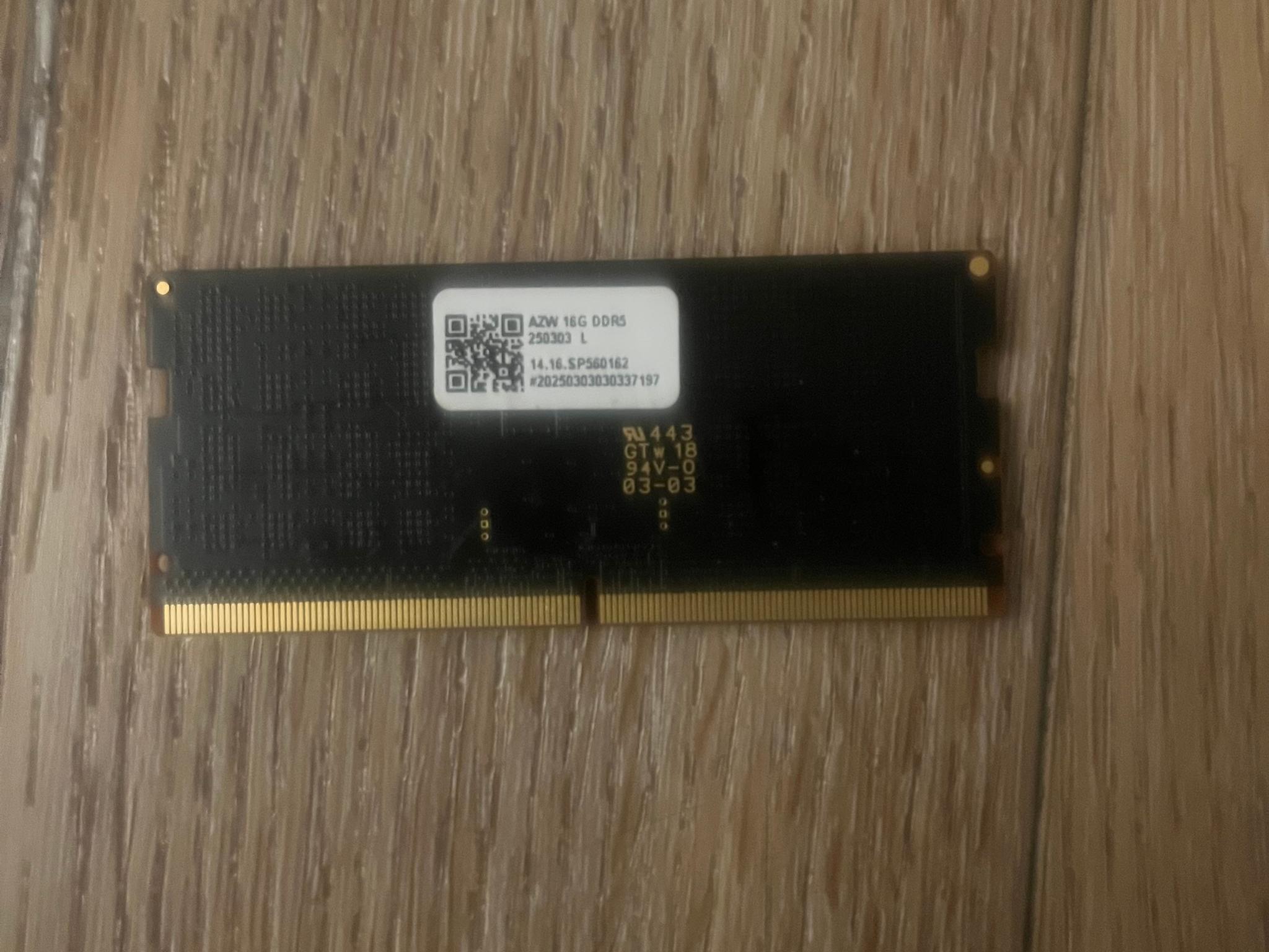 Crucial 16GB SO-DIMM DDR5 5600