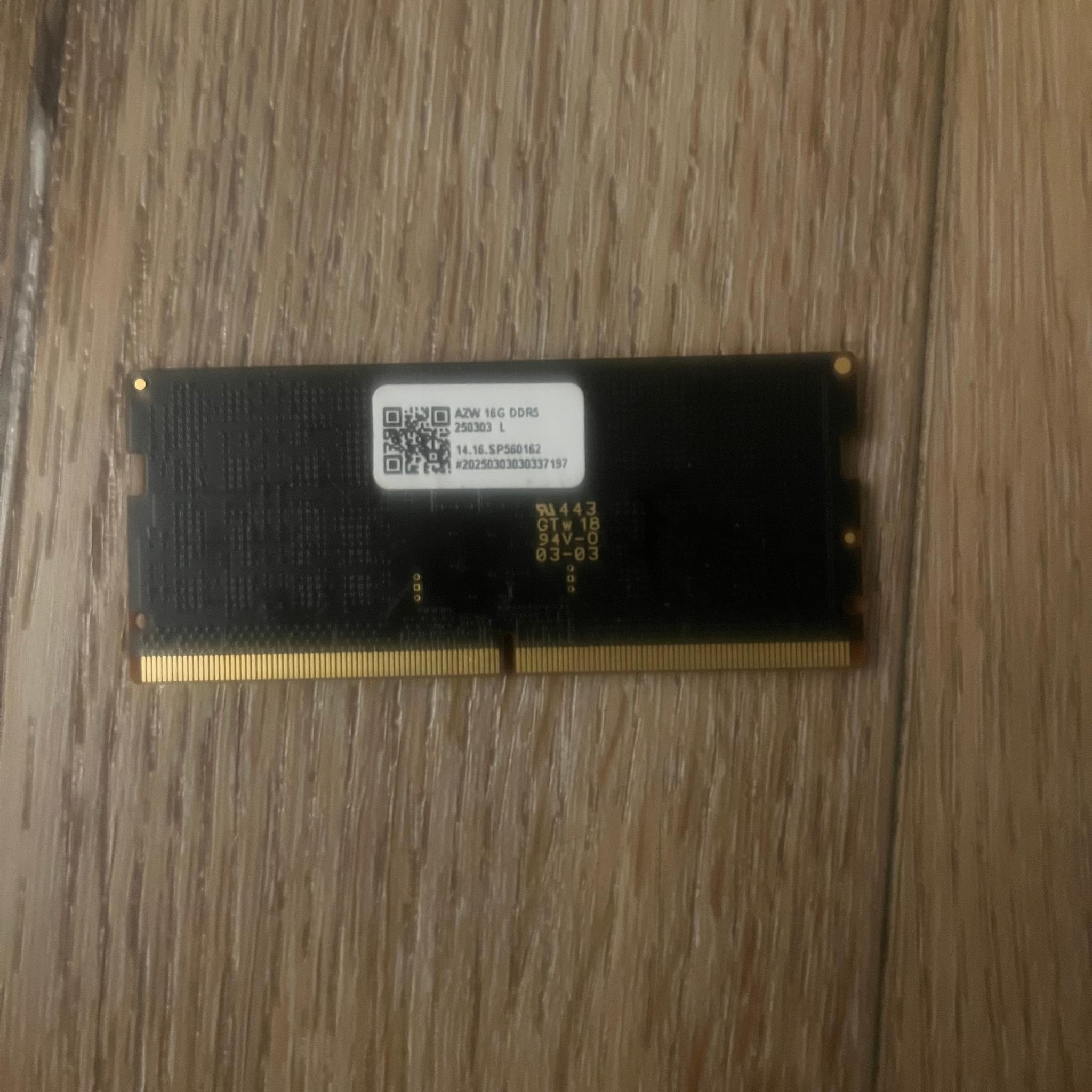 Crucial 16GB SO-DIMM DDR5 5600