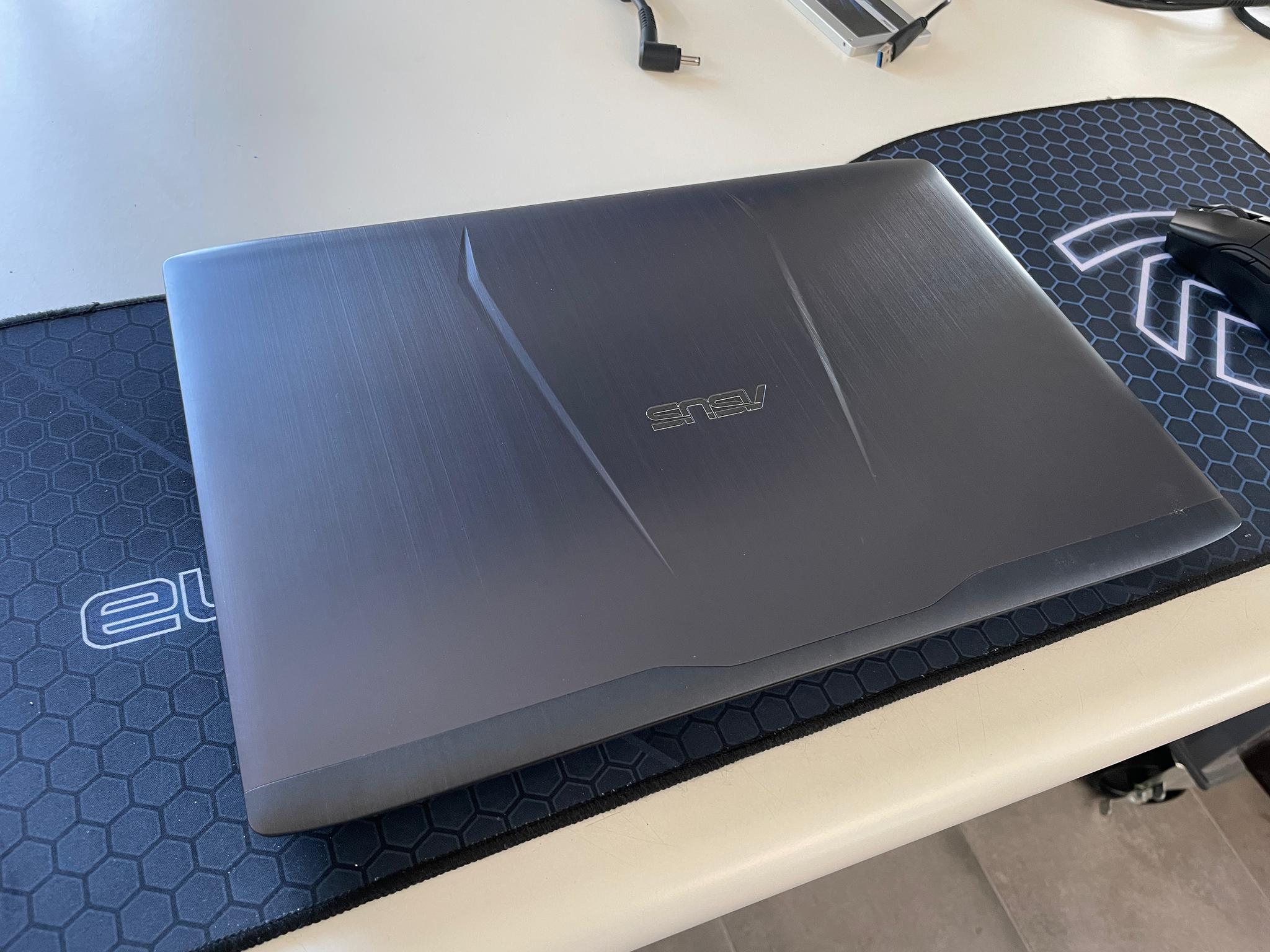 Asus GL552V (16GB RAM)