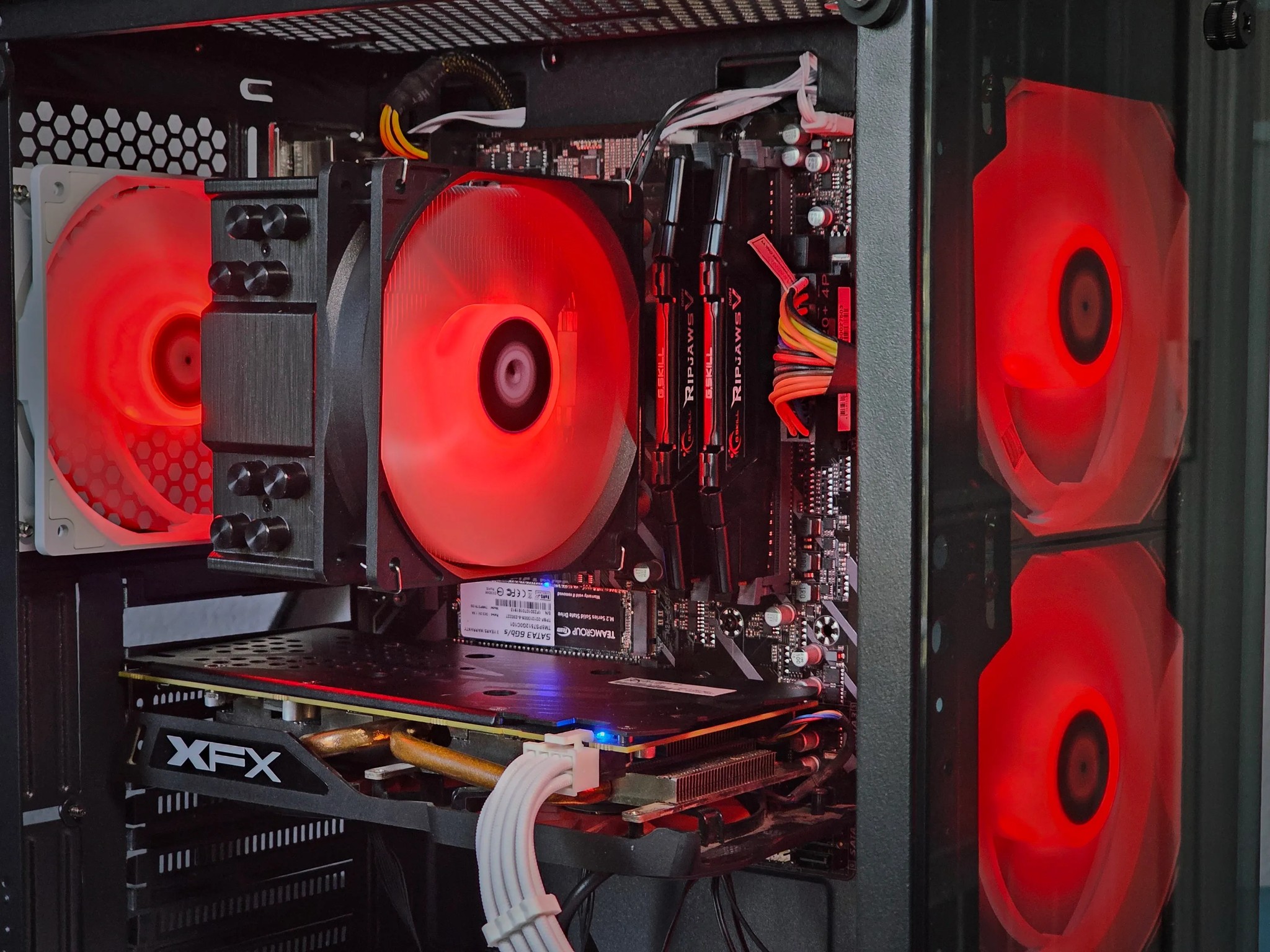Ryzen 3 3200G/ RX 580 Gaming PC Computer