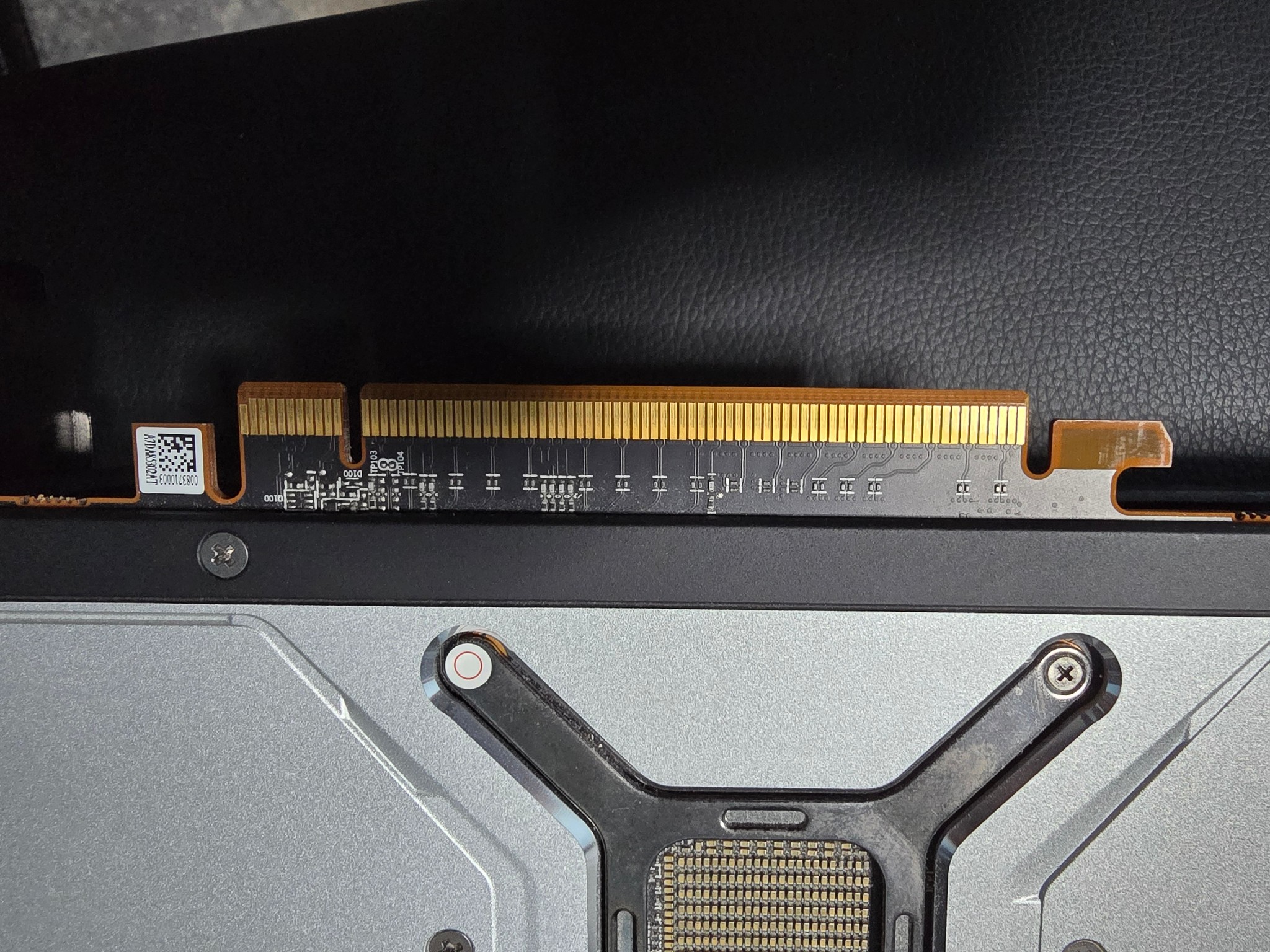 AMD RX 6900xt reference model