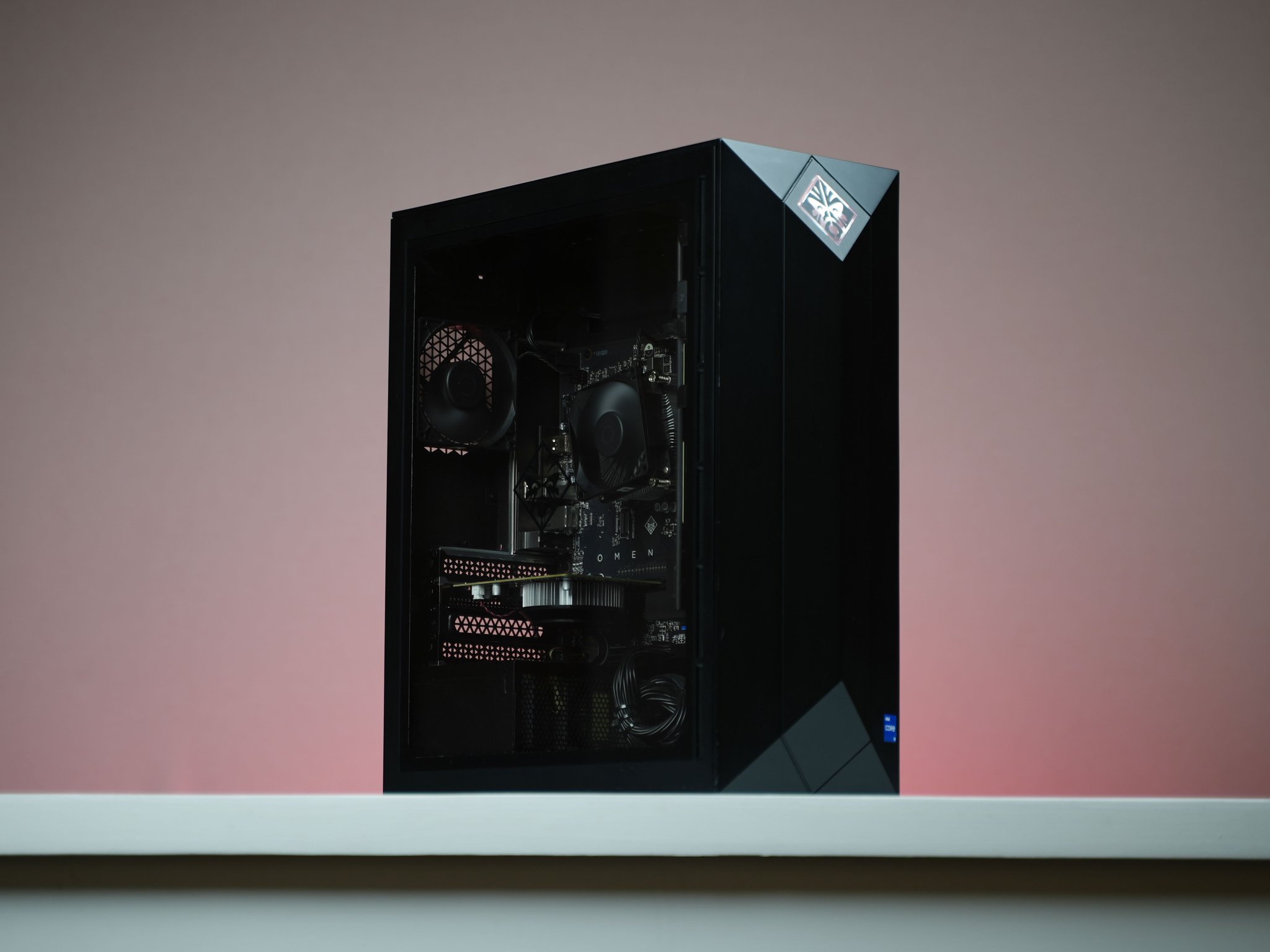 “Omenform 2” GTX 1650 Intel Core i5 8600 16GB .8TB Windows 11 Gaming PC Powerhouse