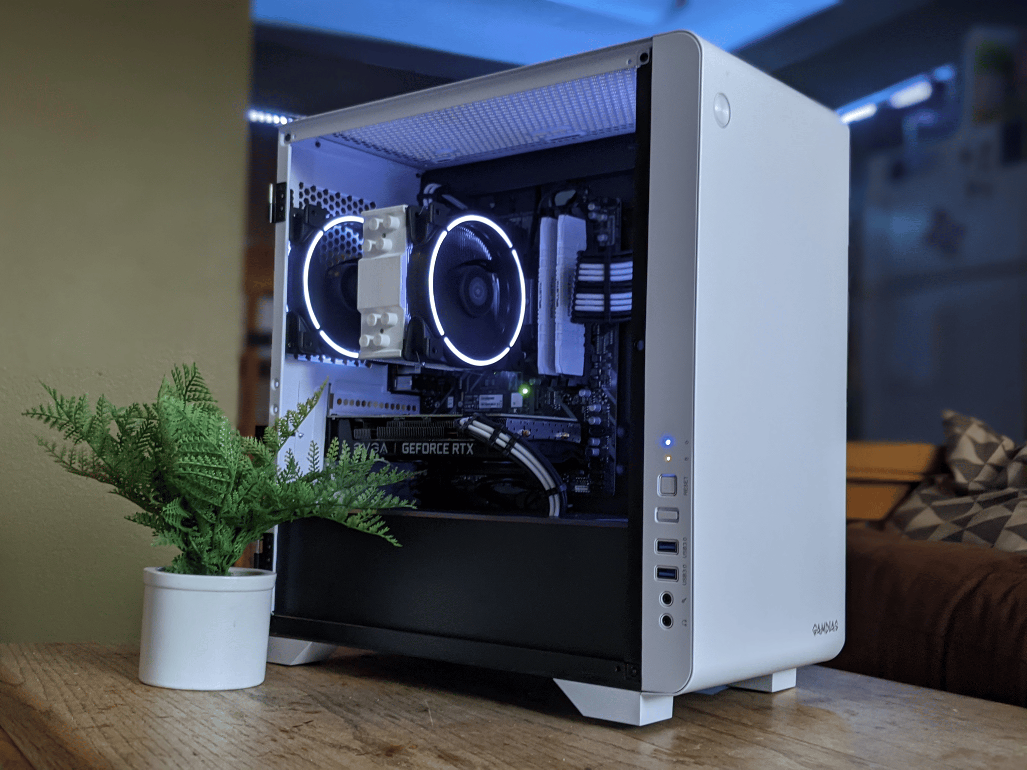 Ryzen 7 2700x RTX 3050 gaming pc