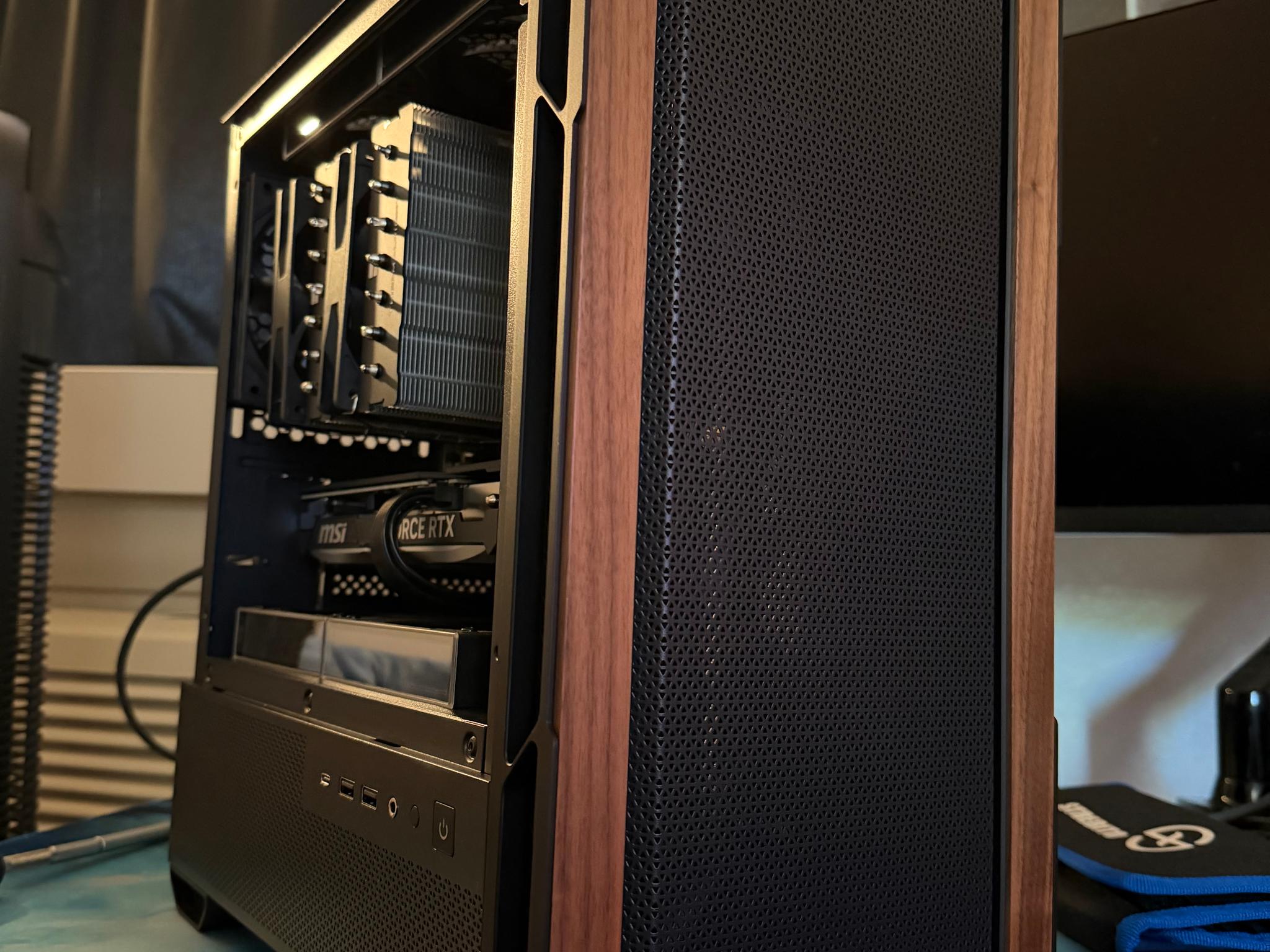 The final build - Intel Core Ultra 7 265KF | 32GB DDR5 | 1TB SSD | RTX 4070 Super |