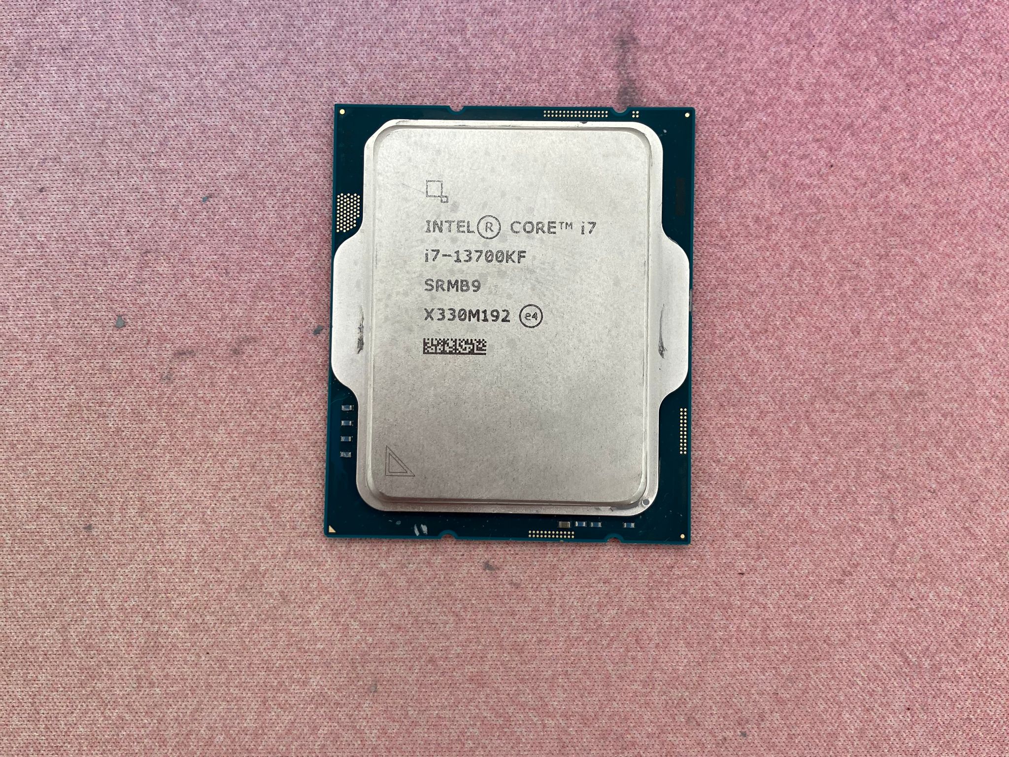 Intel Core i7-13700KF
