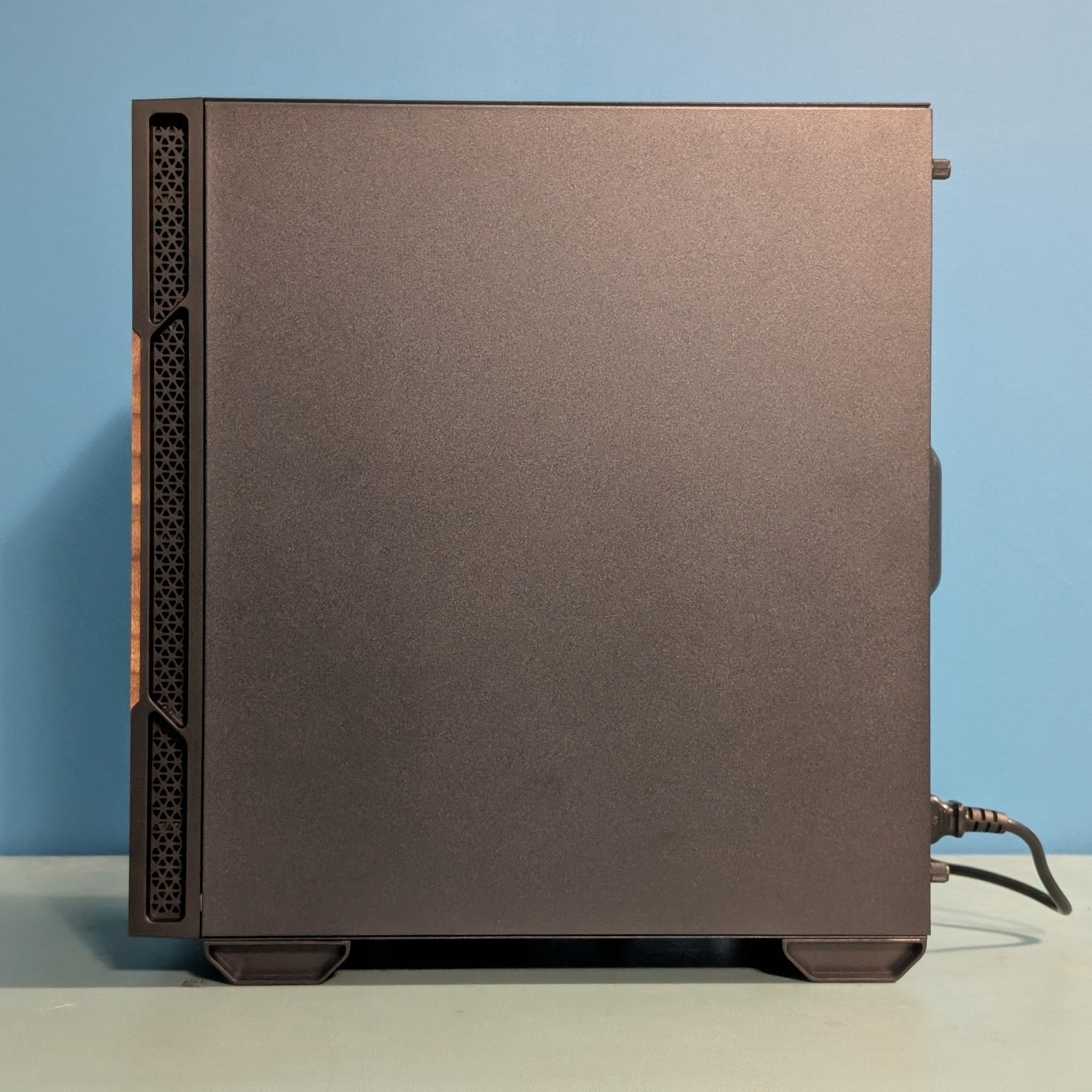 Classy Gaming PC | Ryzen 5 5600, RX 6700 XT, 32GB RAM, 1TB NVMe | SteamOS Compatible