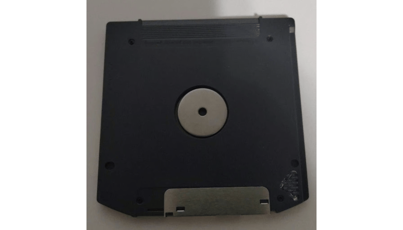 IOmega Zip 100 disc disk 100mb computer desktop laptop storage portable