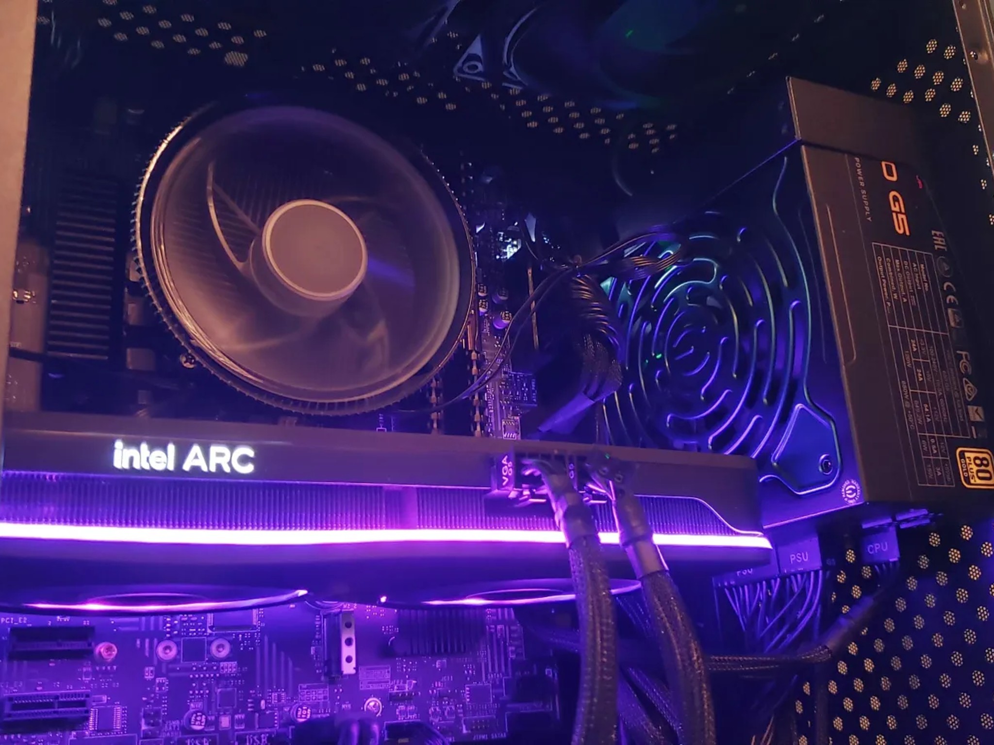 "Black n' Blue"⚫🔵 - PS5 Pro Killer! | Midrange Gaming PC | Intel Core i5-11400F & Arc A770 16GB