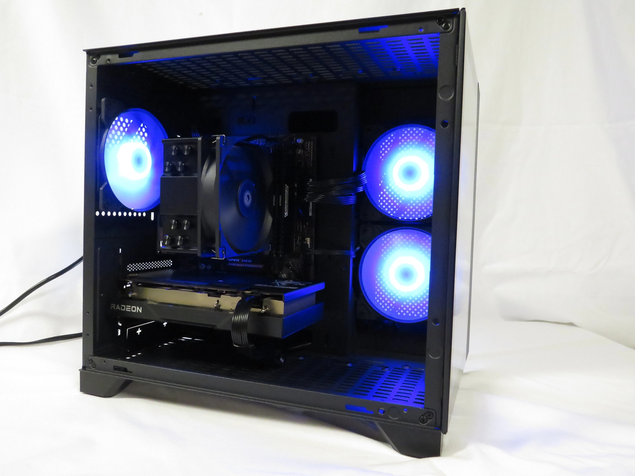 Mid-Range Magic! Ryzen 5 5600 and an AMD RX 6600 with 500GB M.2 SSD 16GB DDR4