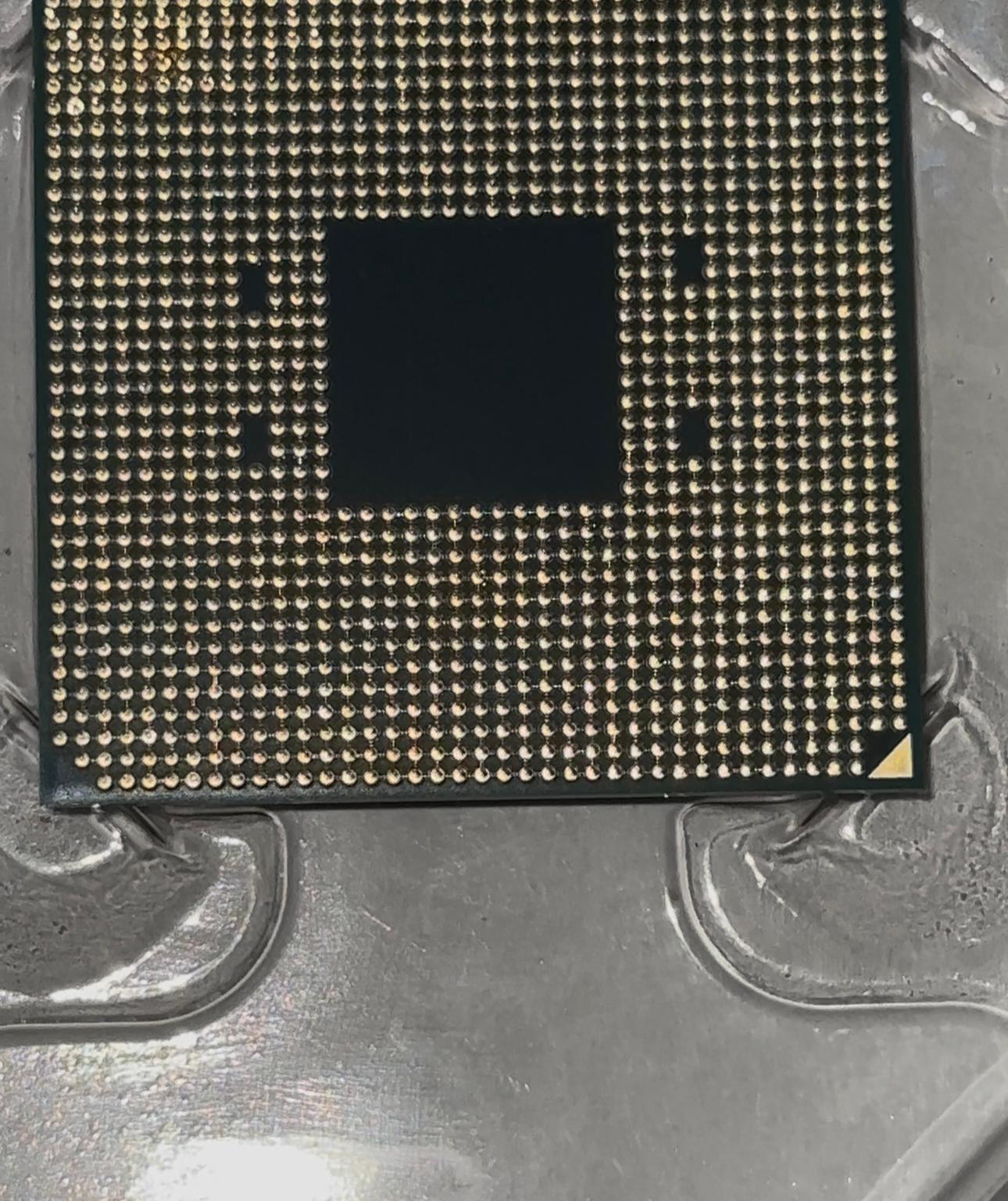 AMD Ryzen 7 5800X3D