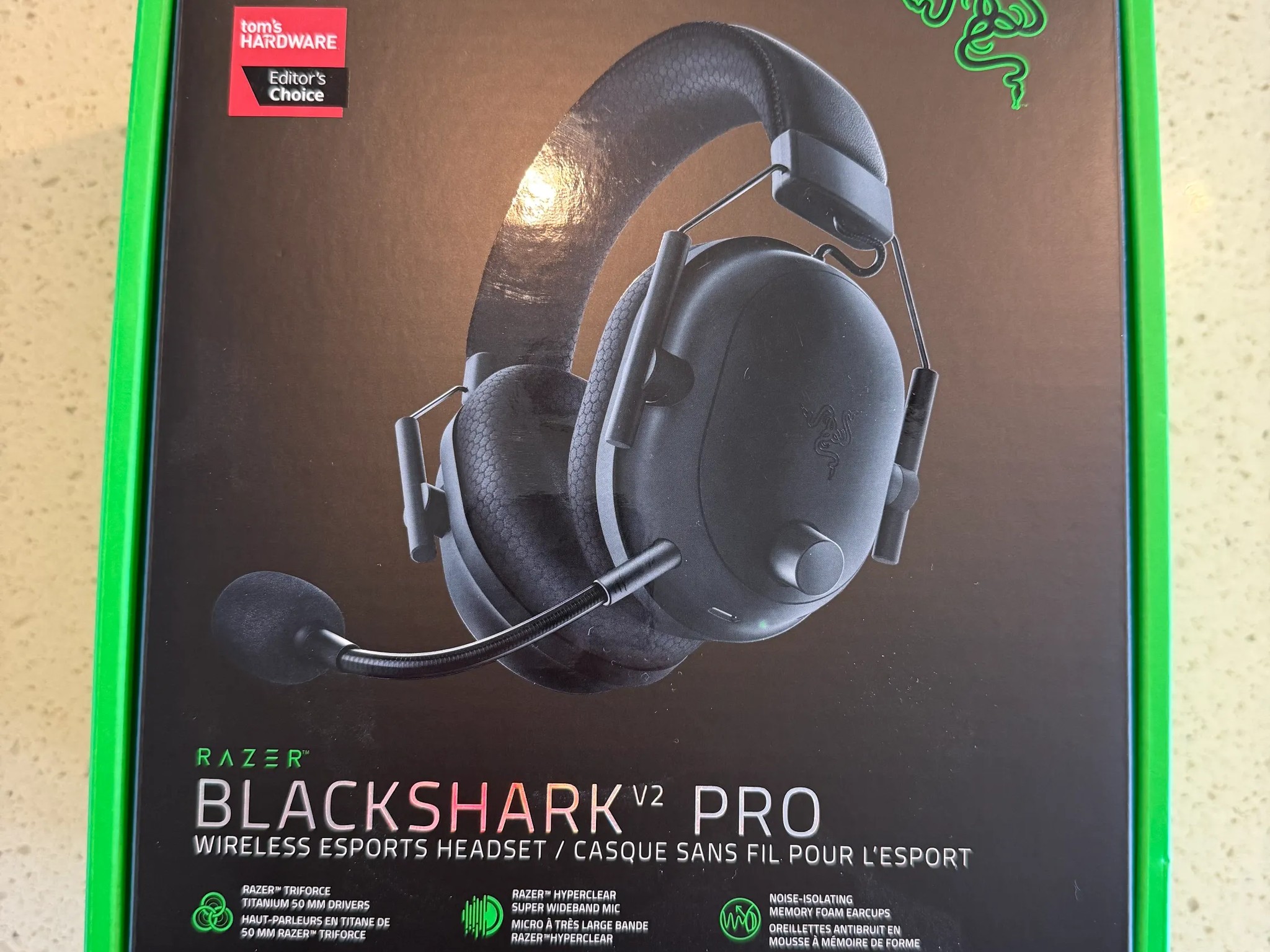 Razer BlackShark V2 Pro 2023 with Wicked Cushions Cooling Gel Cushions