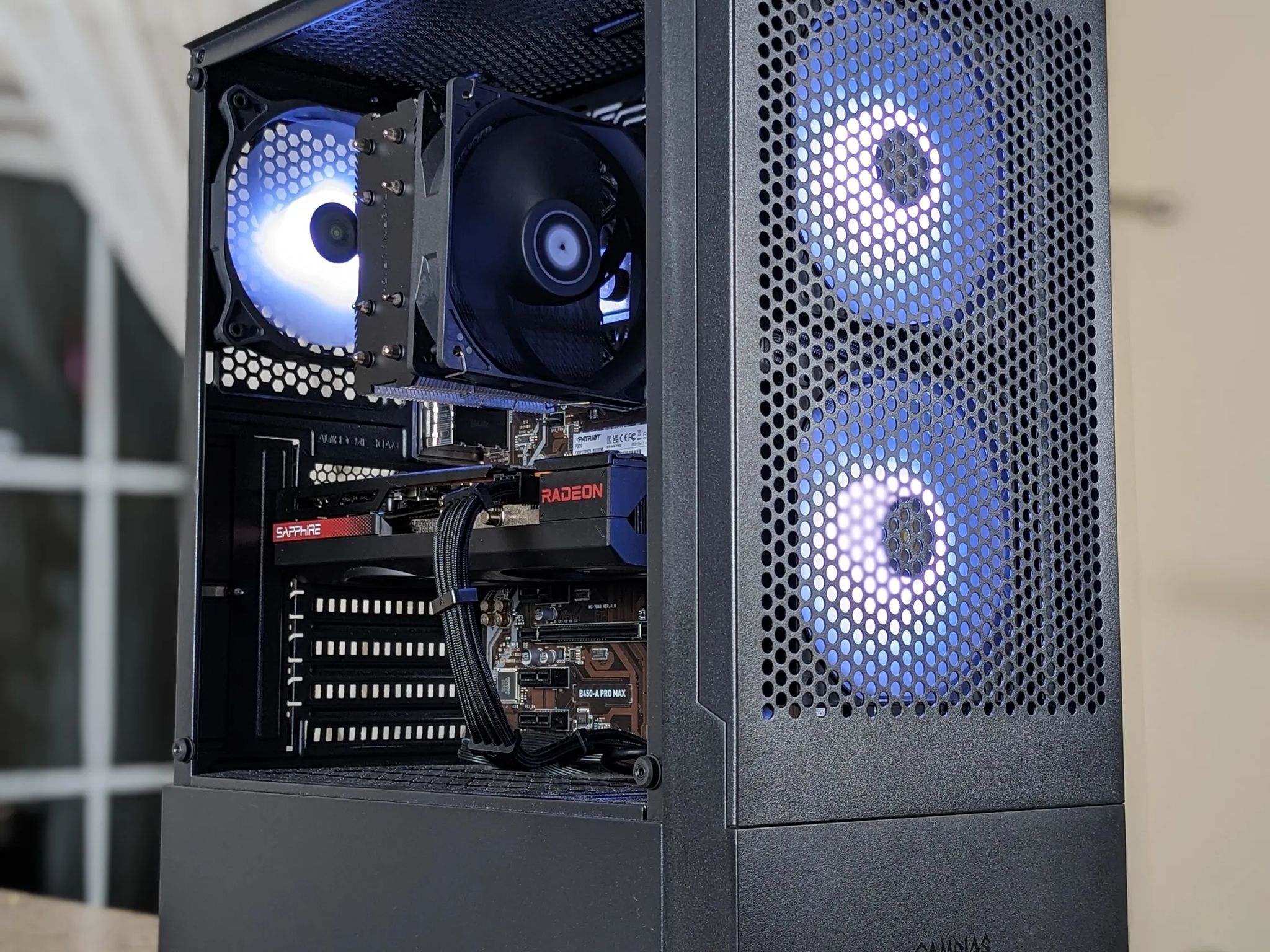 Mid Range Ryzen Gaming PC - Ryzen 5 3600 - RX 7600