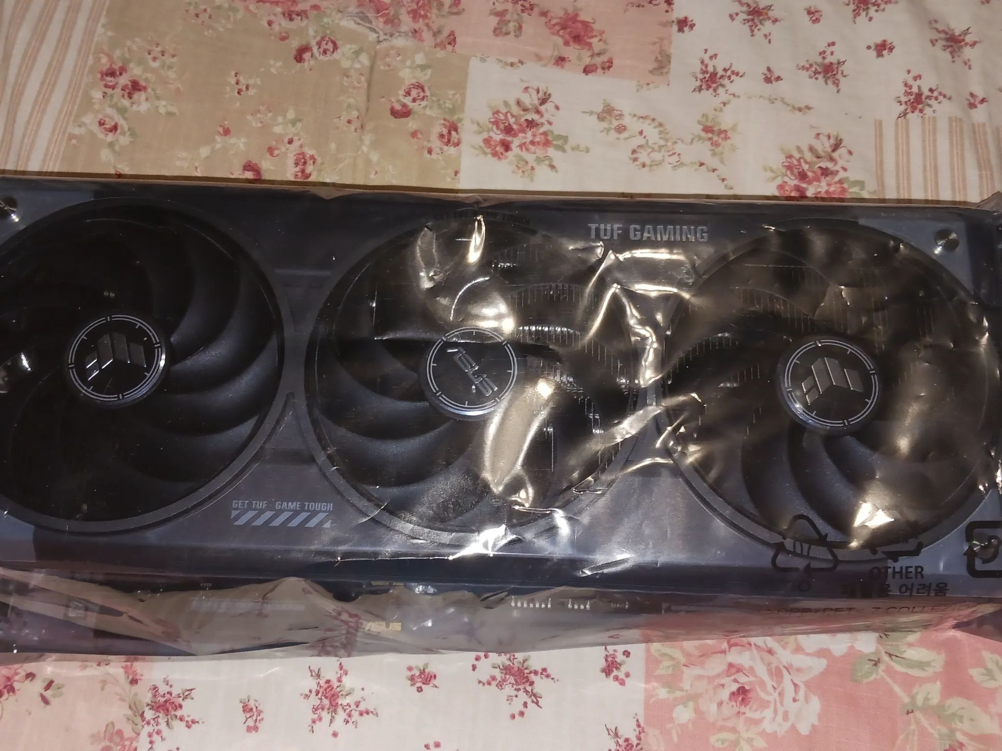 Asus tuff gaming GeForce rtx 5070
