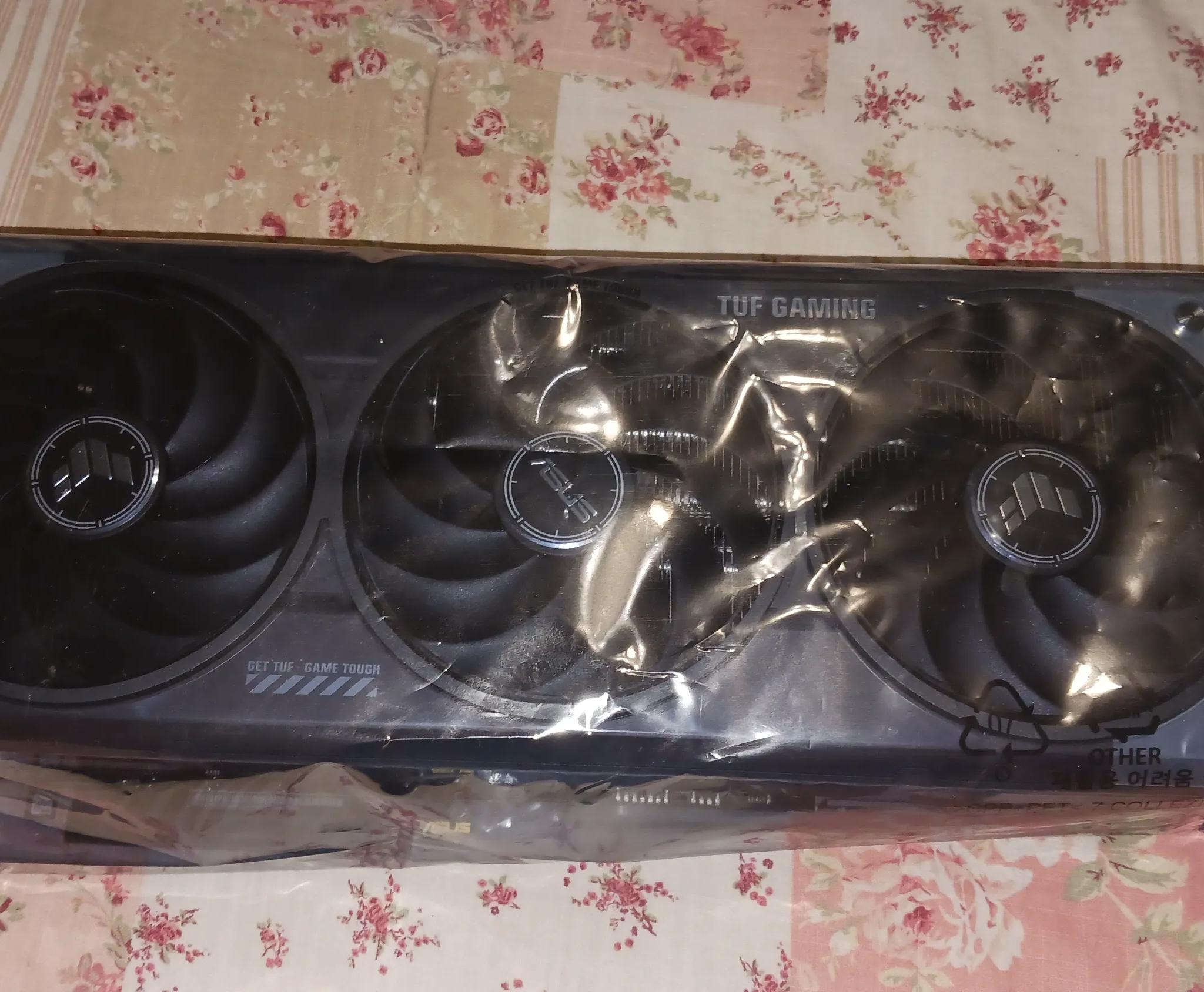 Asus tuff gaming GeForce rtx 5070