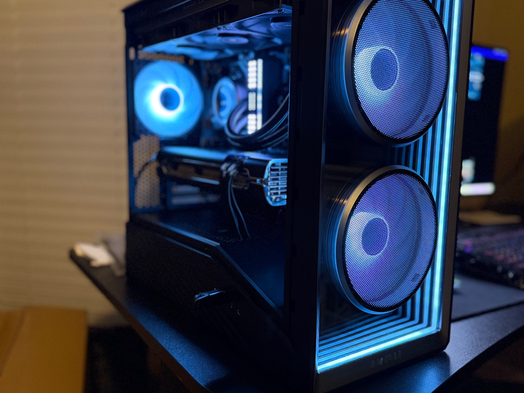 🔥 New i5-12600K | RX 5700 XT | 16GB DDR4 | 500GB NVME M.2 Gen4 | RGB Gaming PC