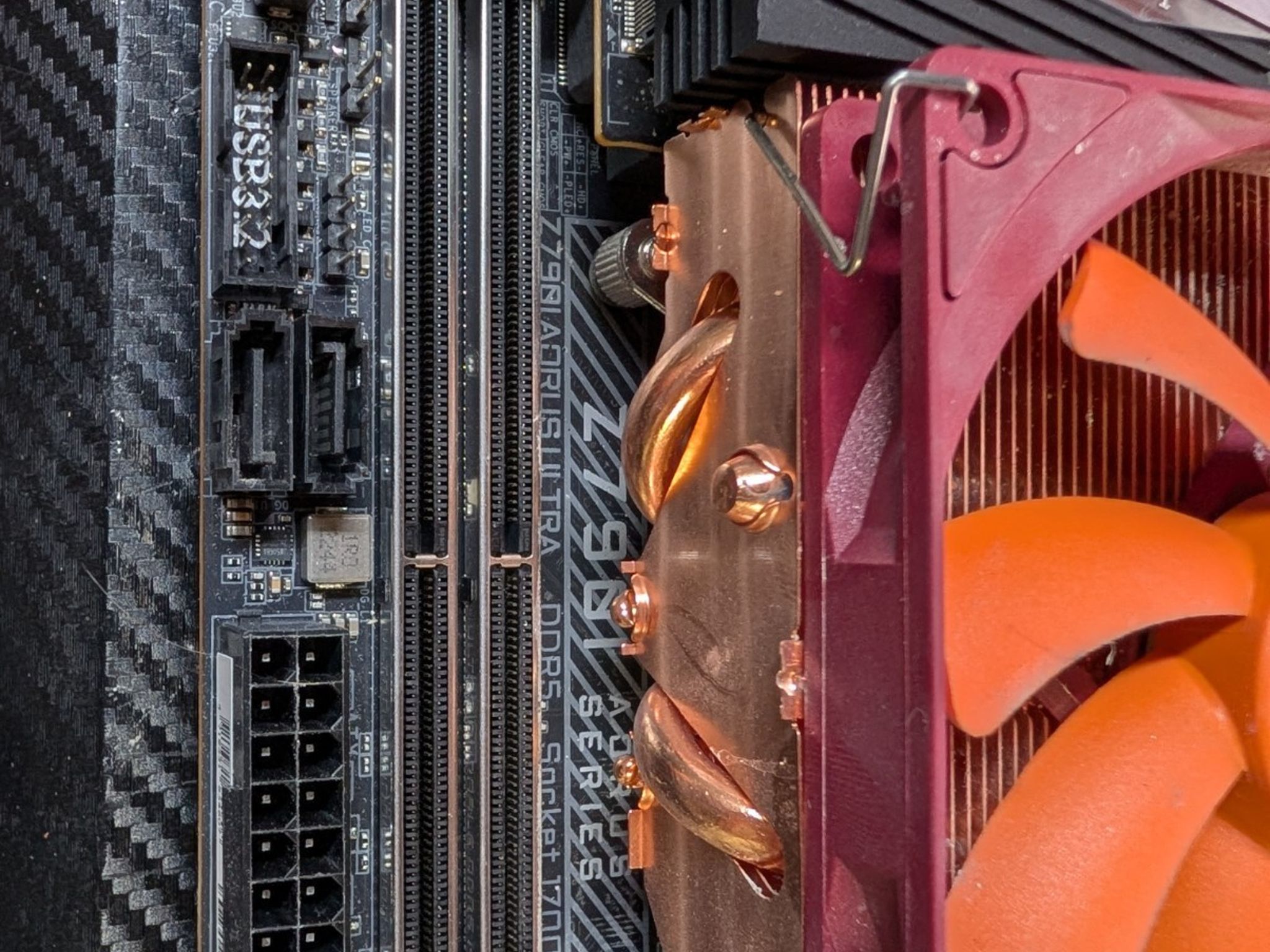 Gigabyte Z790I Aorus Ultra w/ Intel I5-14600k & AXP90-47 Cooler & Contact Frame