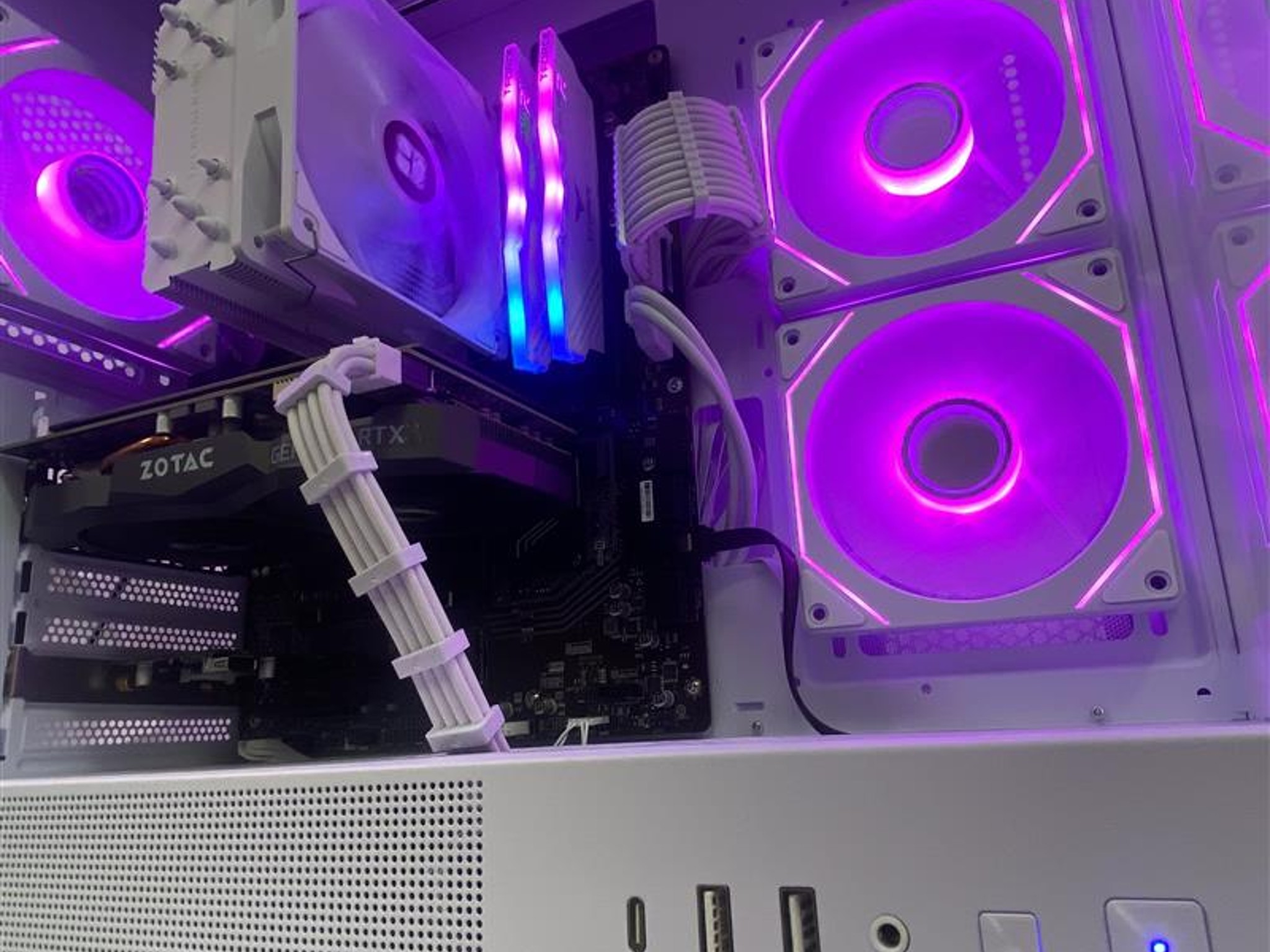 White RGB Gaming PC | i5 | RTX 2060 | 16GB RGB RAM | 512GB M.2 SSD | WI-FI