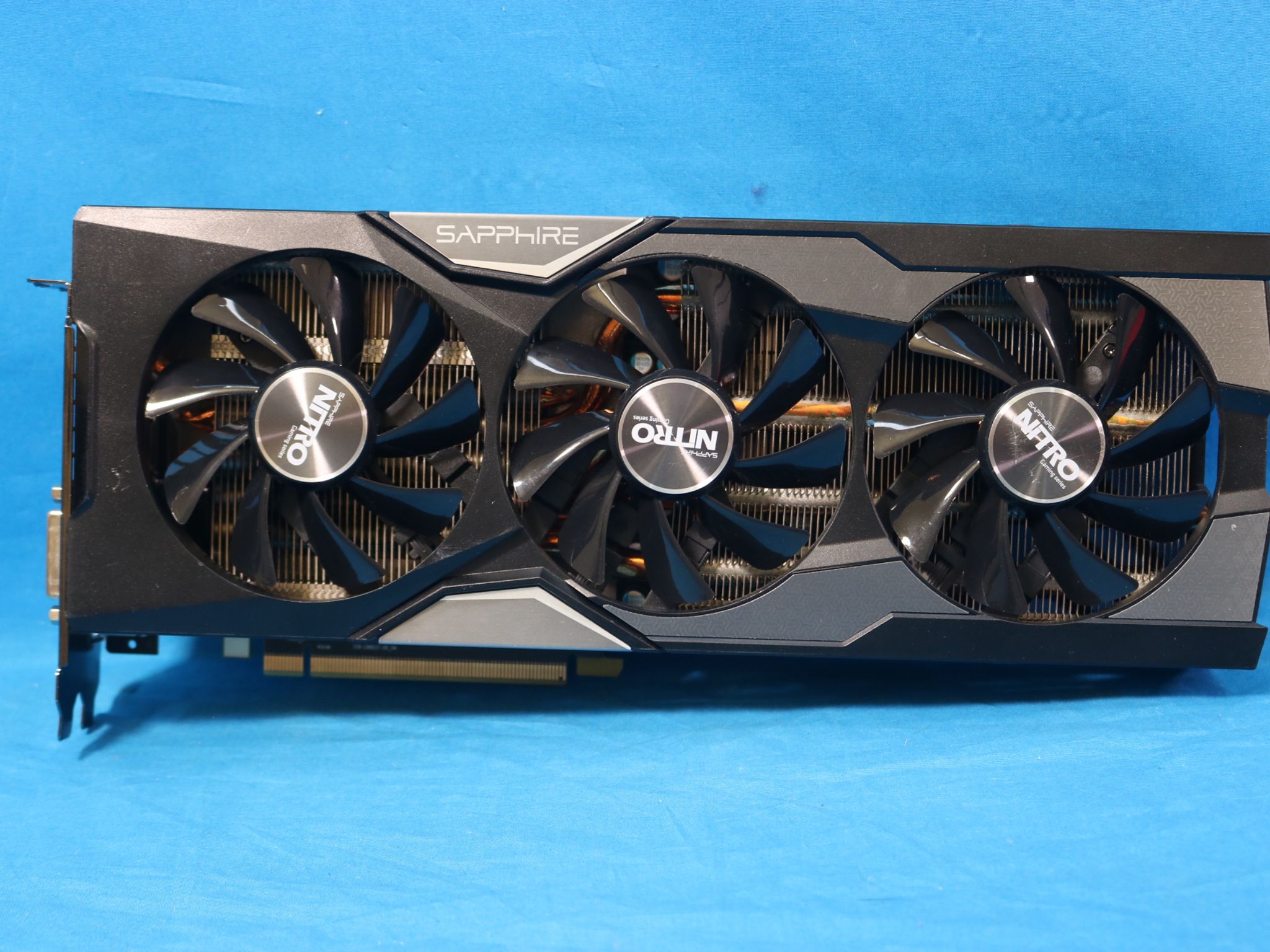 Sapphire Nitro AMD Radeon R9 Fury 4GB HBM Tri-X OC PCIe 3.0 x16 Desktop GPU 299-1E331-100SA
