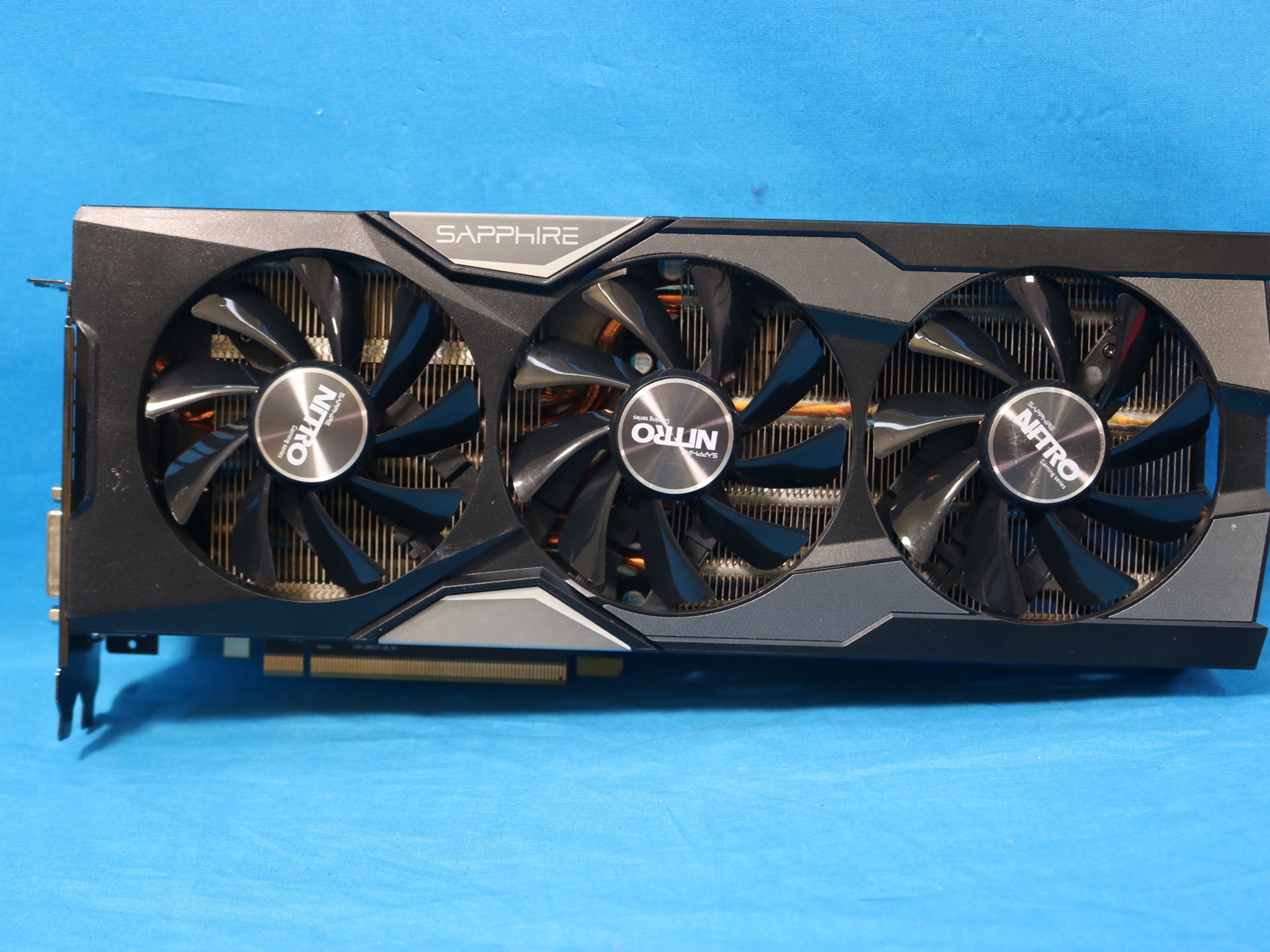 Sapphire Nitro AMD Radeon R9 Fury 4GB HBM Tri-X OC PCIe 3.0 x16 Desktop GPU 299-1E331-100SA