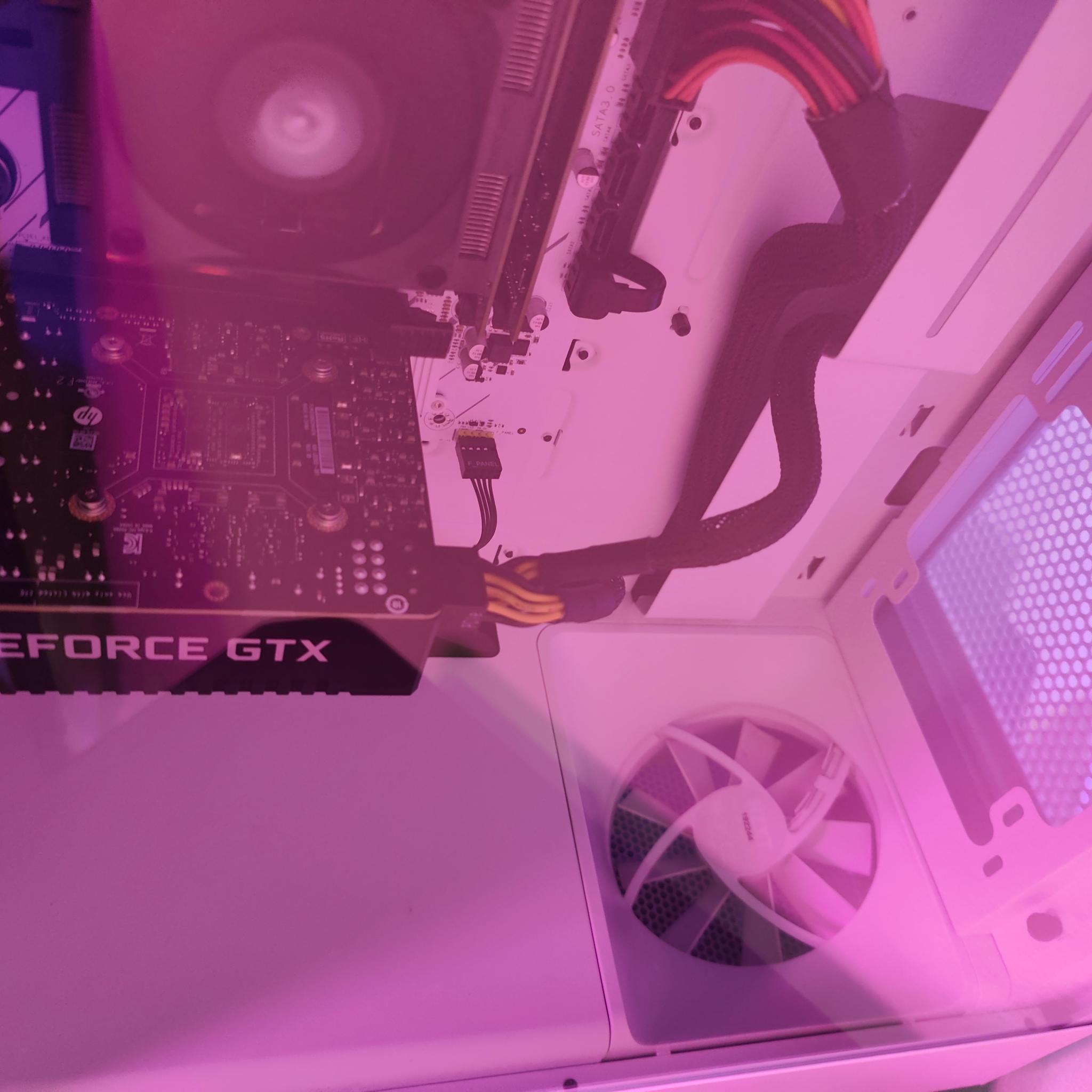 Custom NZXT Ryzen 7 GTX Nvidia 1660 Super Pre-built