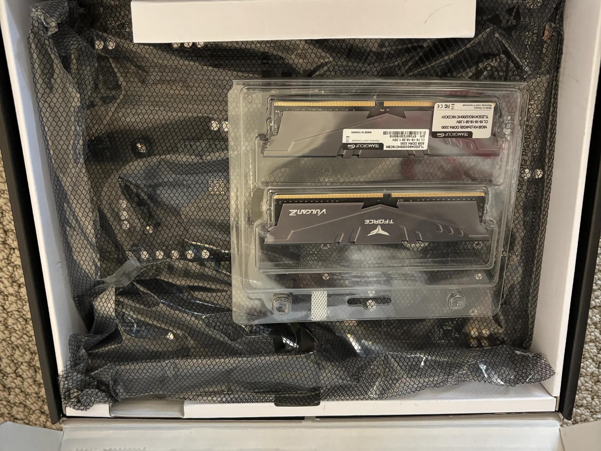 B550 Gaming X V2 + 16gb ram BUNDLE