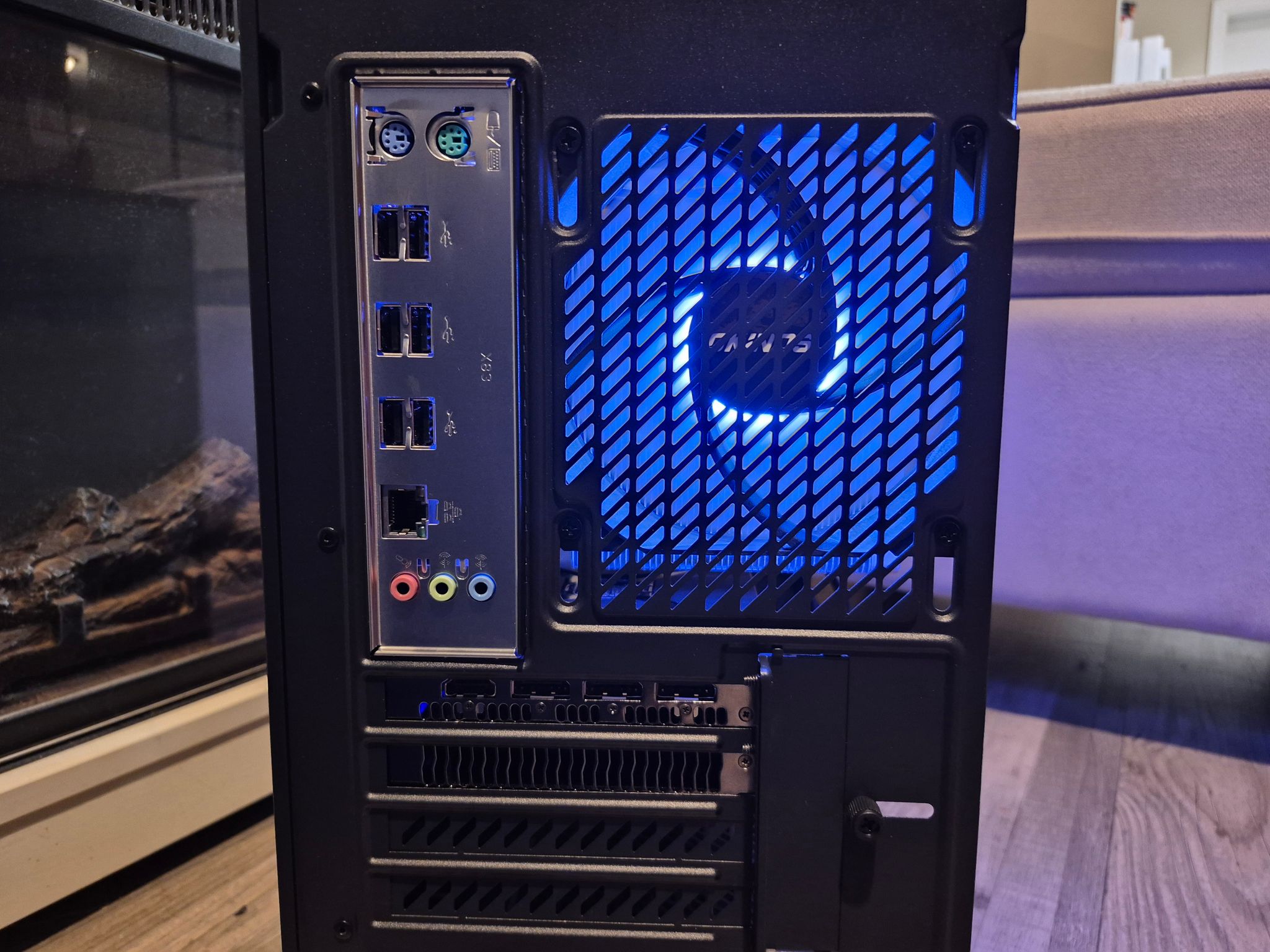 Gaming/Editing/Streaming | 12 Core Xeon, 28GB RAM,  8GB AMD Vega 64, Win11
