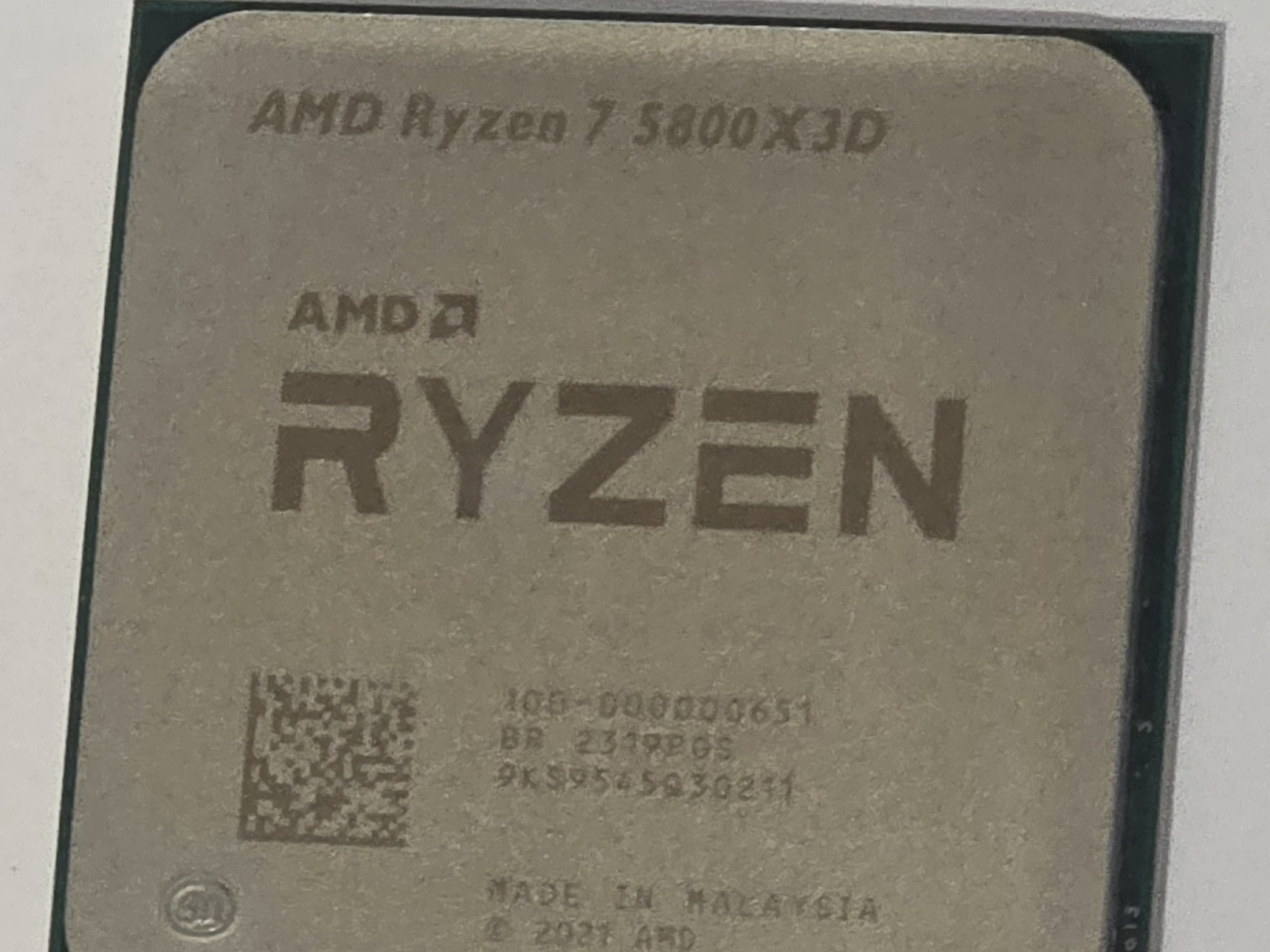 AMD Ryzen 7 5800X3D