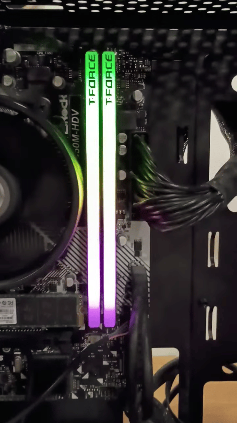 16GB DDR4 3200 TFORCE Delta RGB